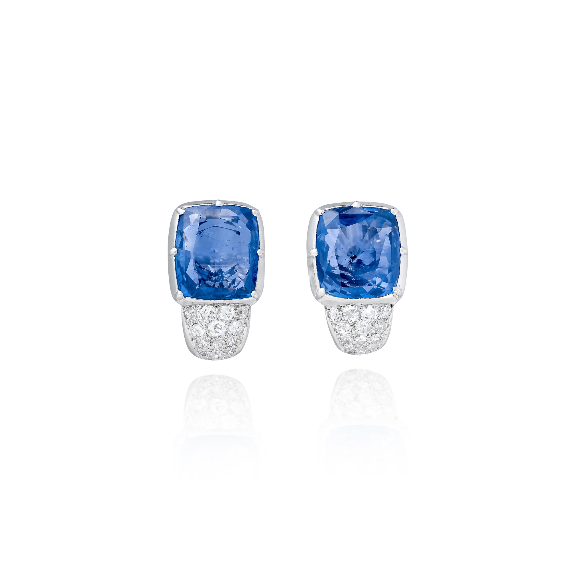 <p><strong>BOUCHERON</strong> <em>Pair of sapphire and diamond earrings </em></p>
