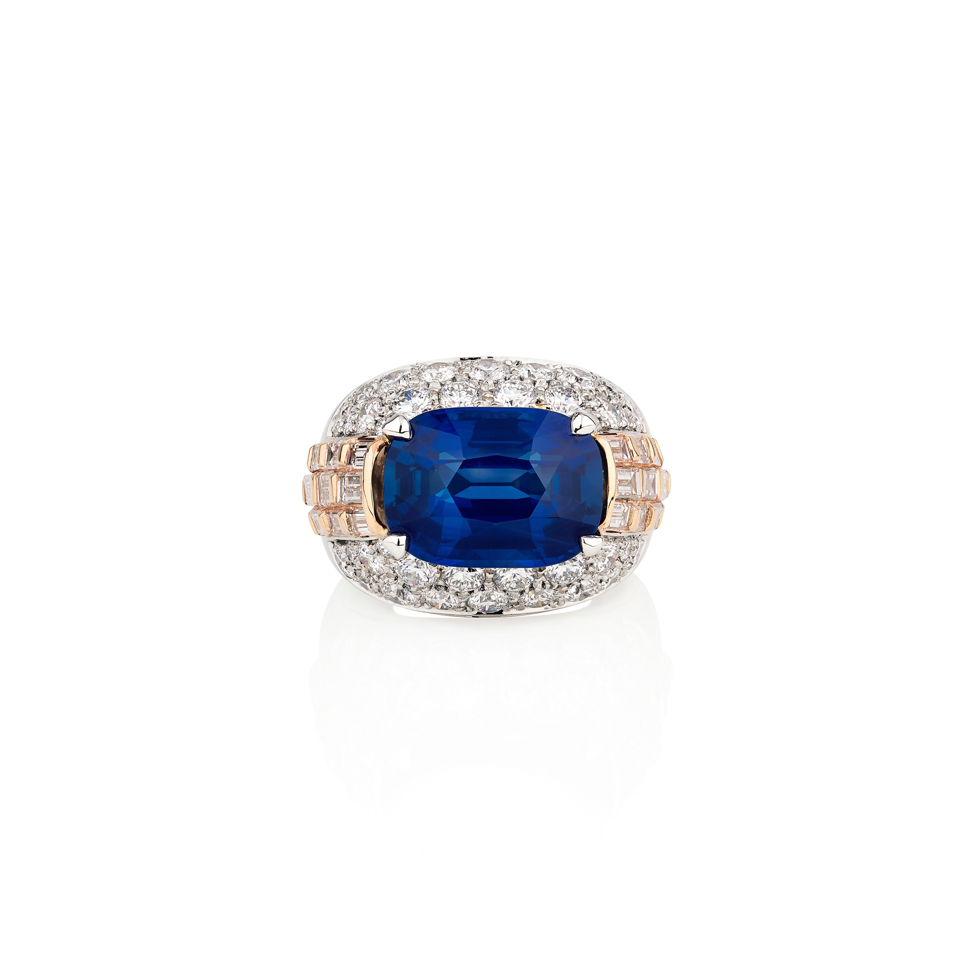 <p><strong>BULGARI</strong>&nbsp;<em>Sapphire and diamond ring, &#39;Trombino&#39; weighing 8.04 carats, Kashmir, no heat</em></p>
