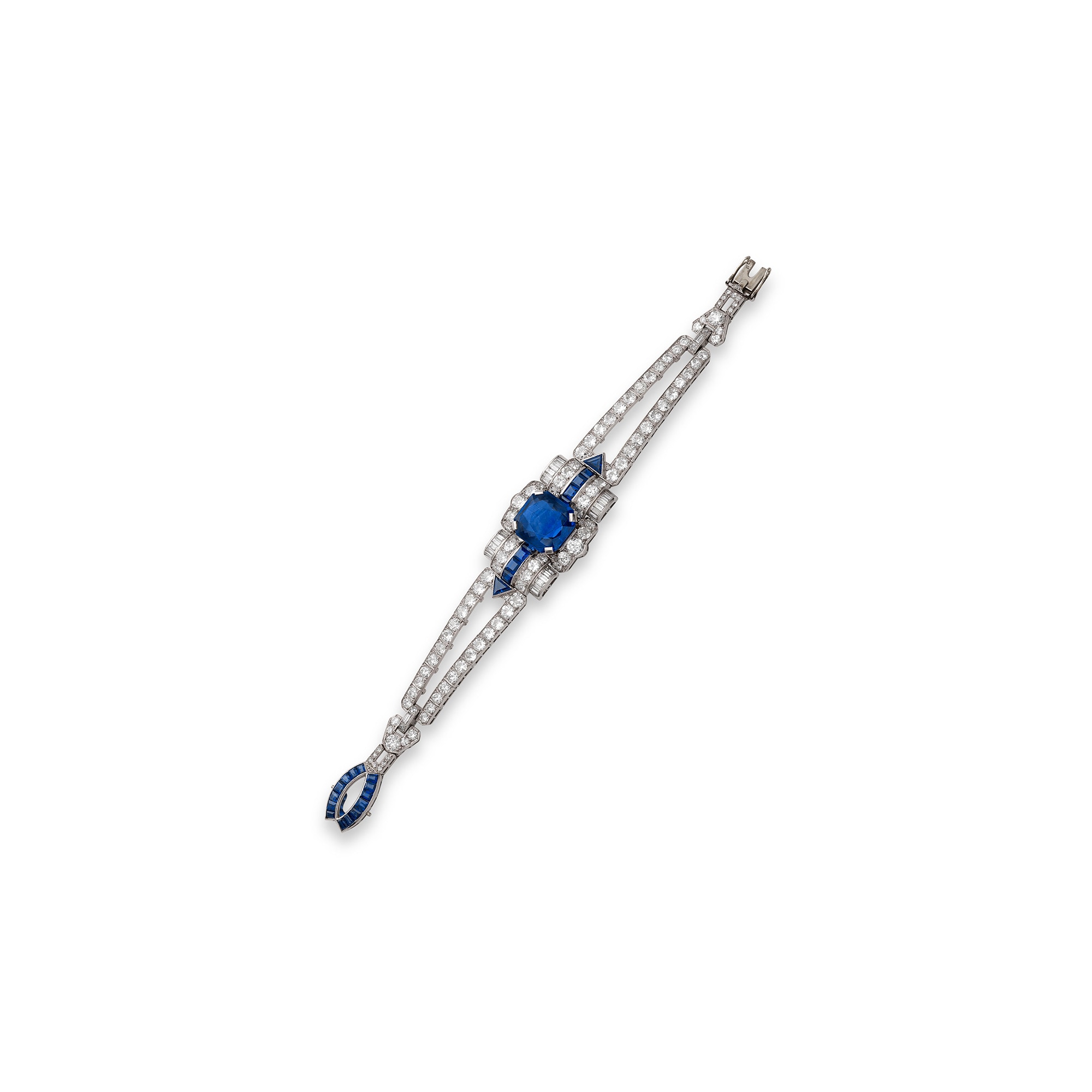 <p><strong>CHAUMET</strong> <em>Sapphire and diamond bracelet</em>, circa 1938</p>
