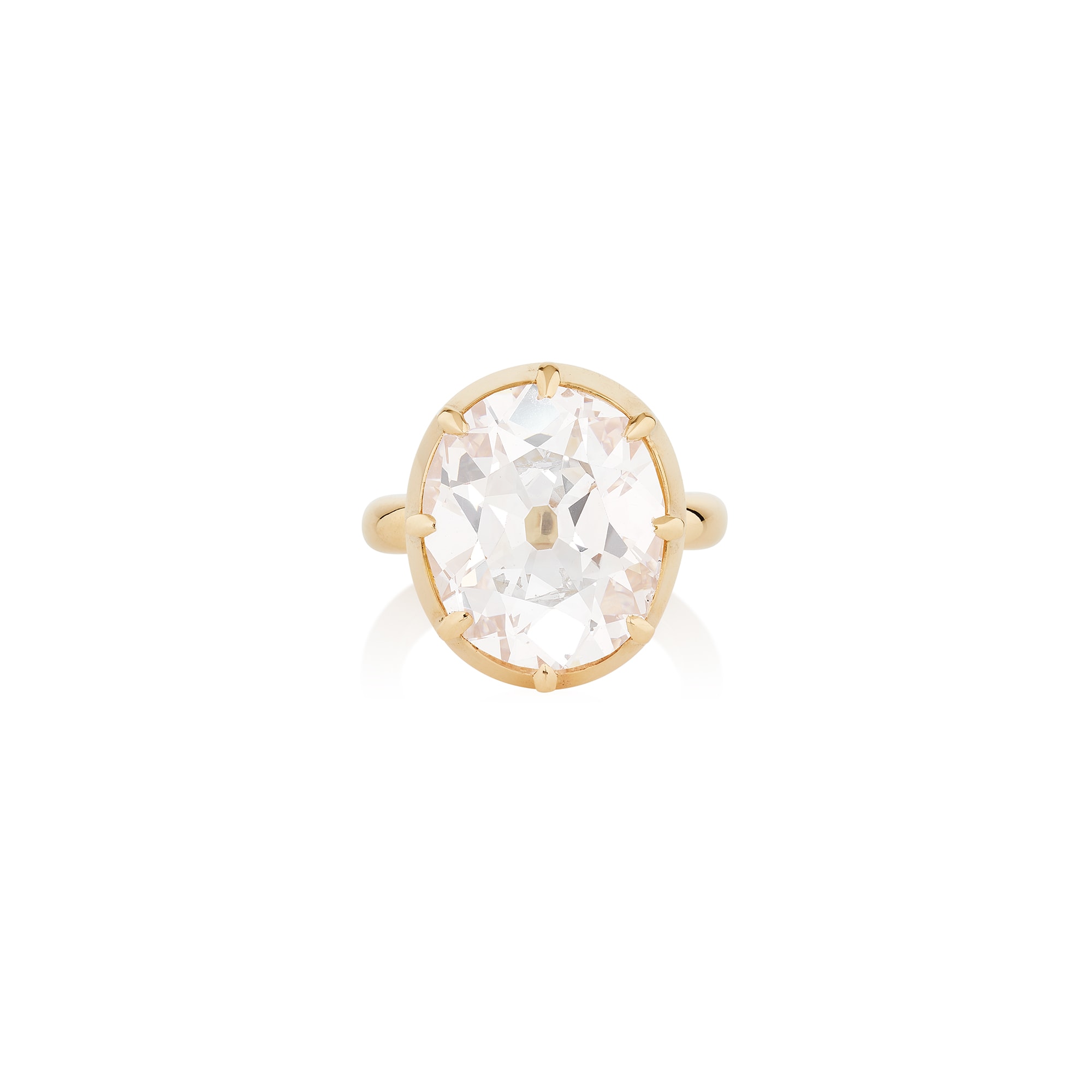 <p><em>Very fine Light Pink Brown diamond ring, weighing 10.08 carats, Type IIa, old-cut,</em> <em>Golconda</em></p>
