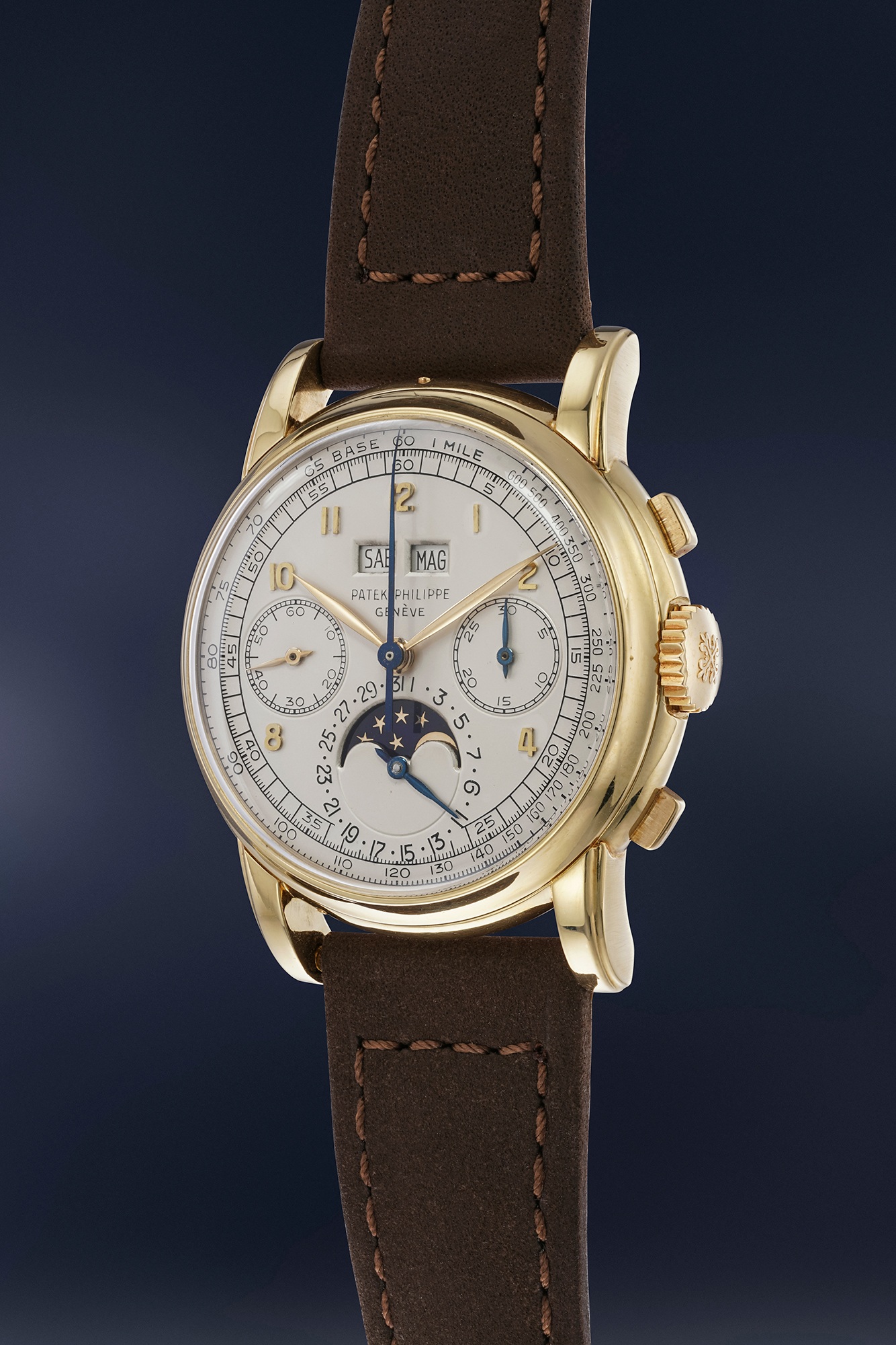 <p><strong>PATEK PHILIPPE</strong> 1st series Reference 2499 in yellow gold</p>
