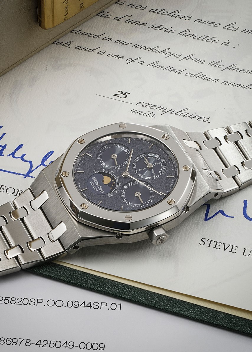 <p>A Limited Edition Audemars Piguet Royal Oak Perpetual Calendar, in steel and platinum, with Blue Tuscan dial and full accessories</p>
