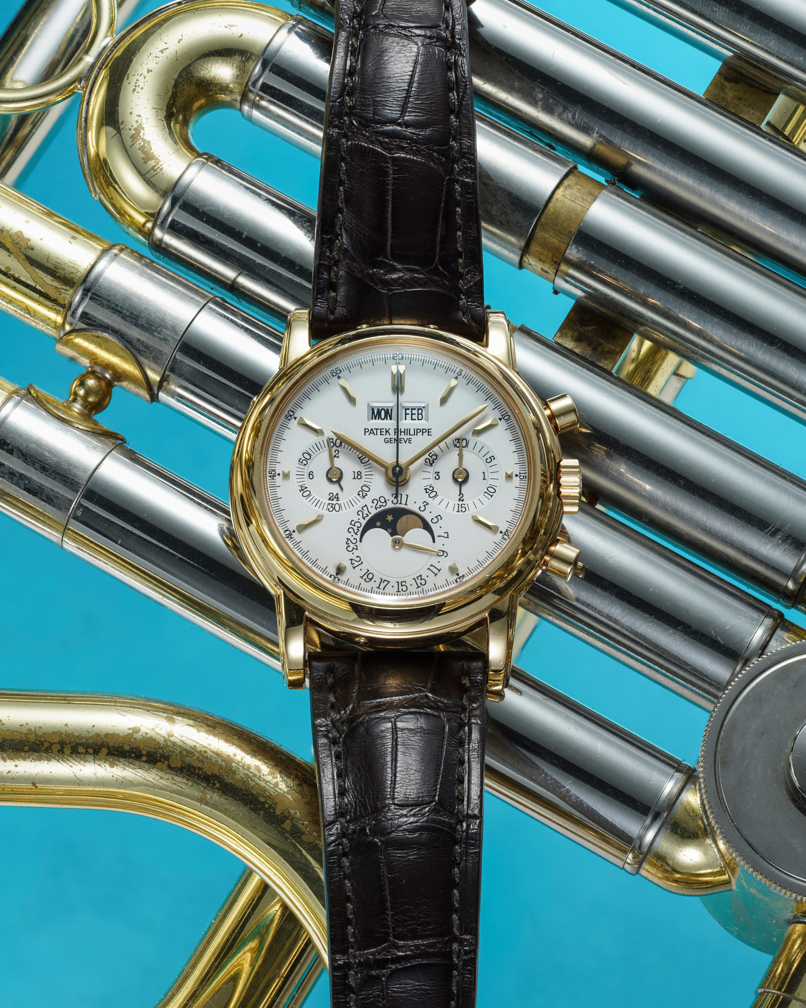 <p><strong>PATEK PHILIPPE</strong>&nbsp;<em>Perpetual Calendar Chronograph, Reference 3970 in yellow gold</em></p>
