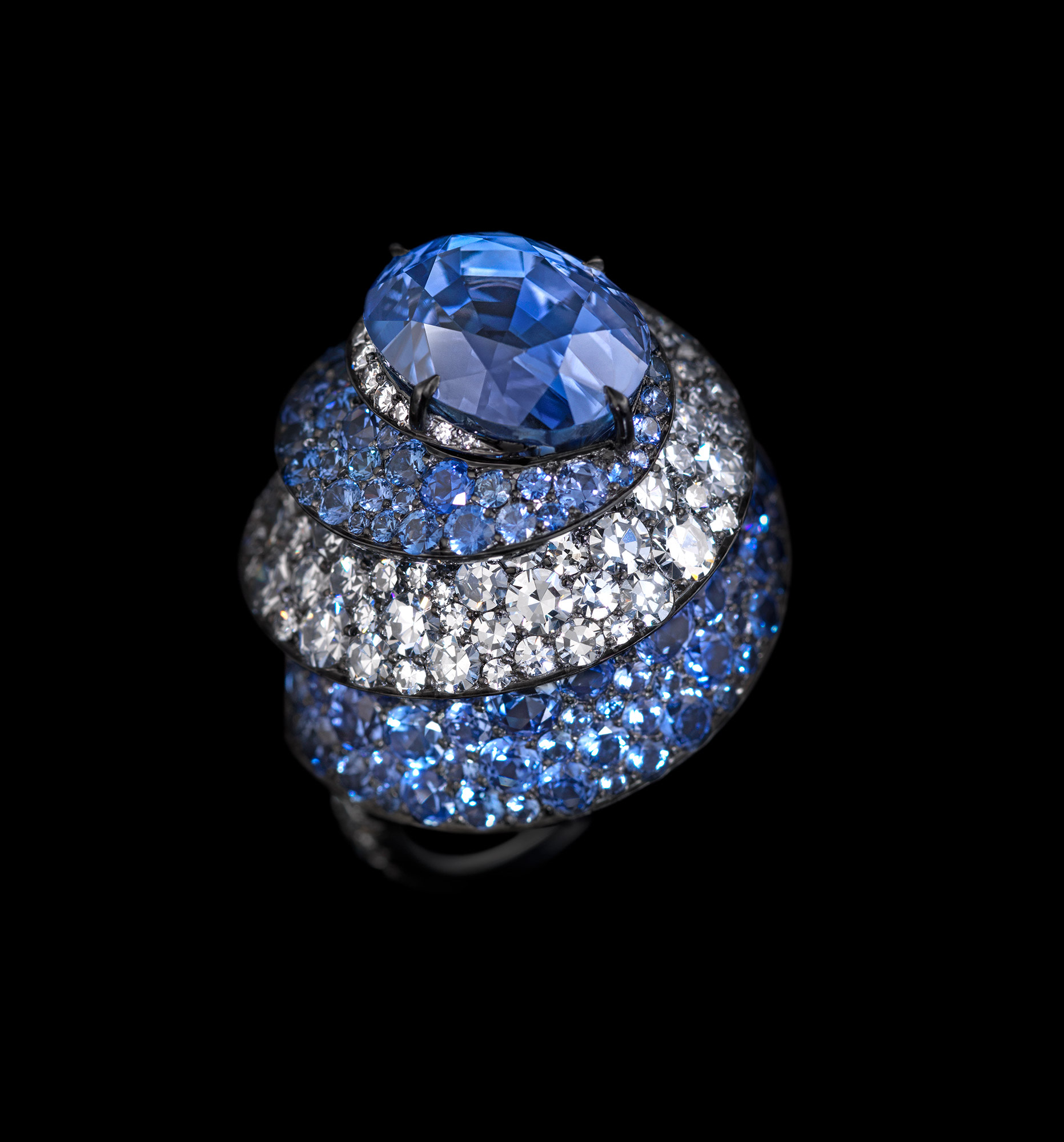 <b>RIBBON RING</b> sapphires, silver, diamonds and gold &#169; Lauren Adriana, photographed by Richard Valencia