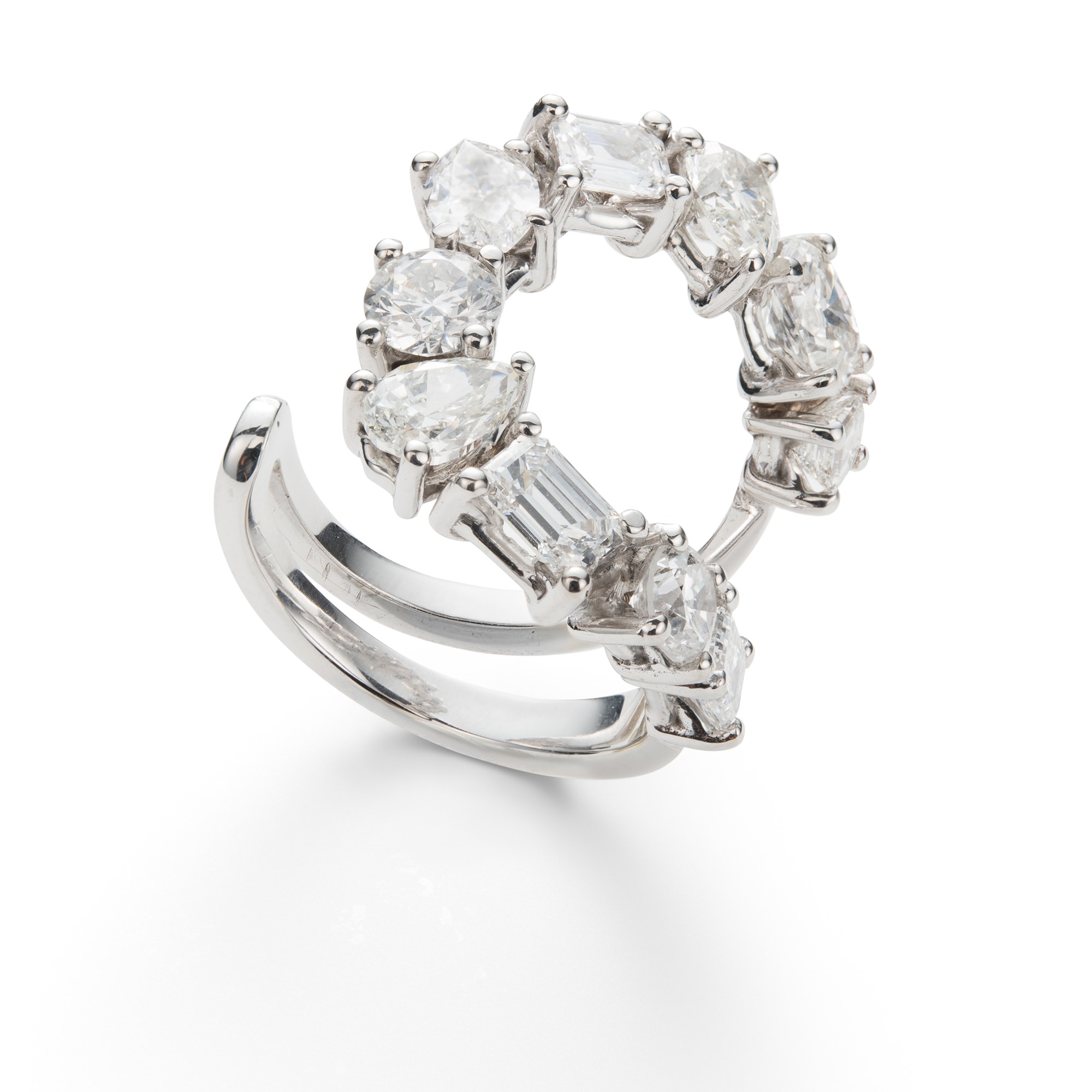 <p>A Diamond 'Mirian' Ring</p>