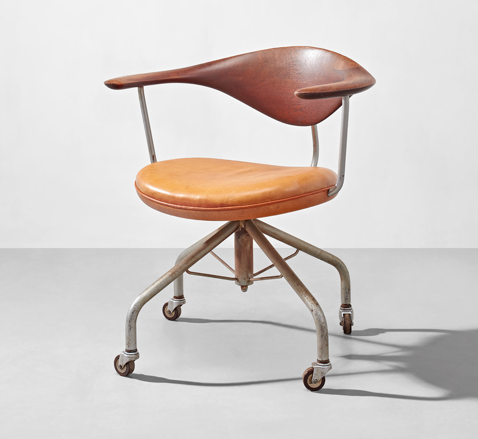 Hans J. Wegner 20th Century & Contemporary Art & Design Day Sale