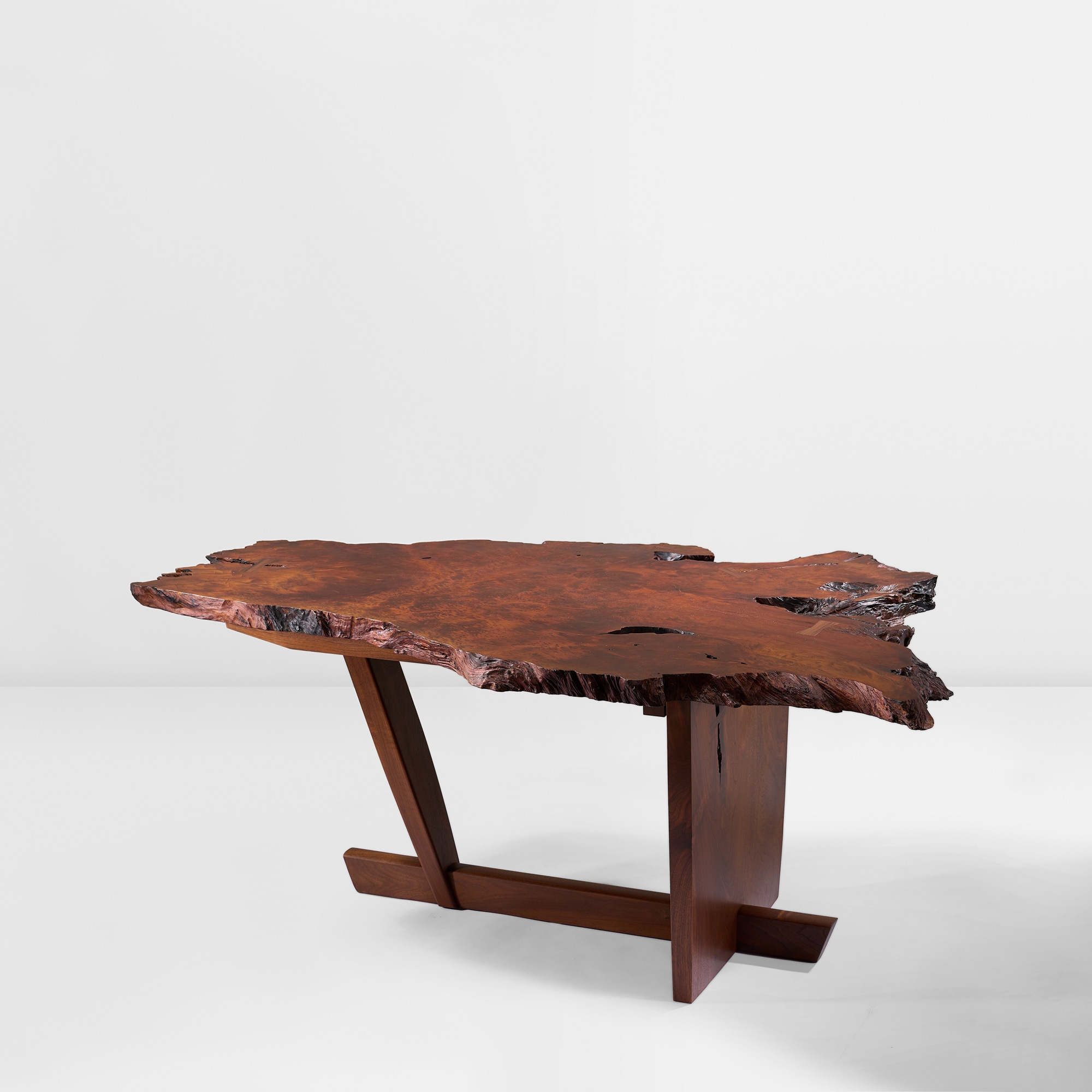 <p><strong>MIRA NAKASHIMA</strong> <em>Free-form dining table with 'Holtz' base</em>, 2011-2012</p>