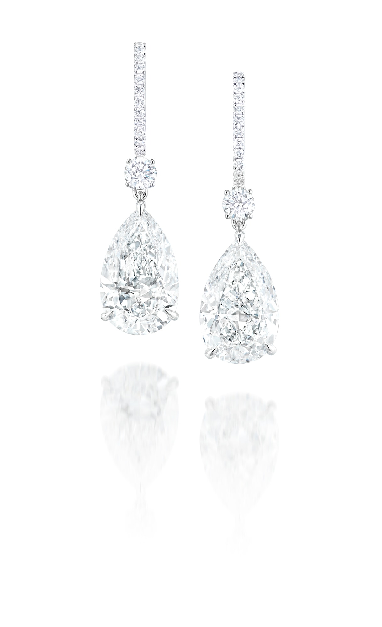 <p>A Pair of 5.02 and 5.03 carat D/IF Type IIa Diamond Earrings</p>