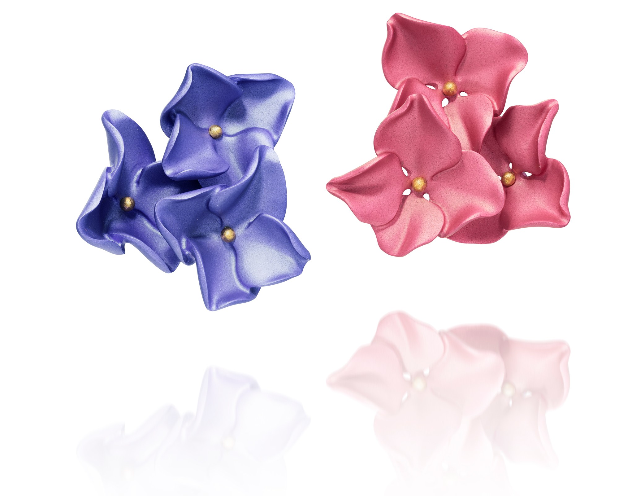 <p><strong>JAR</strong> <em>Pair of Aluminium and Pink Gold Ear Clips, ‘Hydrangea’</em></p>