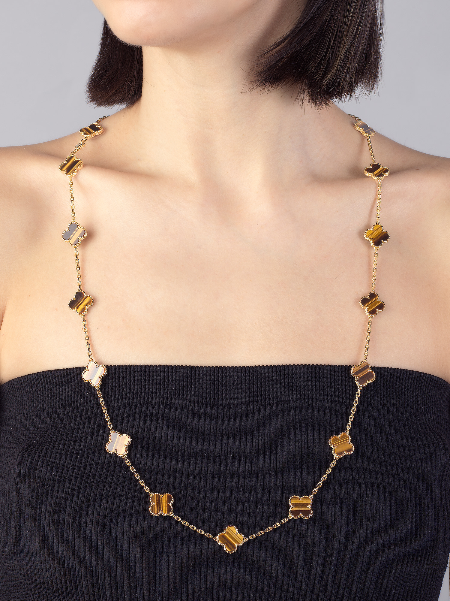 【大学生の特権】学生証で送料無料になる Van Kong Hong Auction, Jewels Kong Hong The - Arpels & Cleef アクセサリー