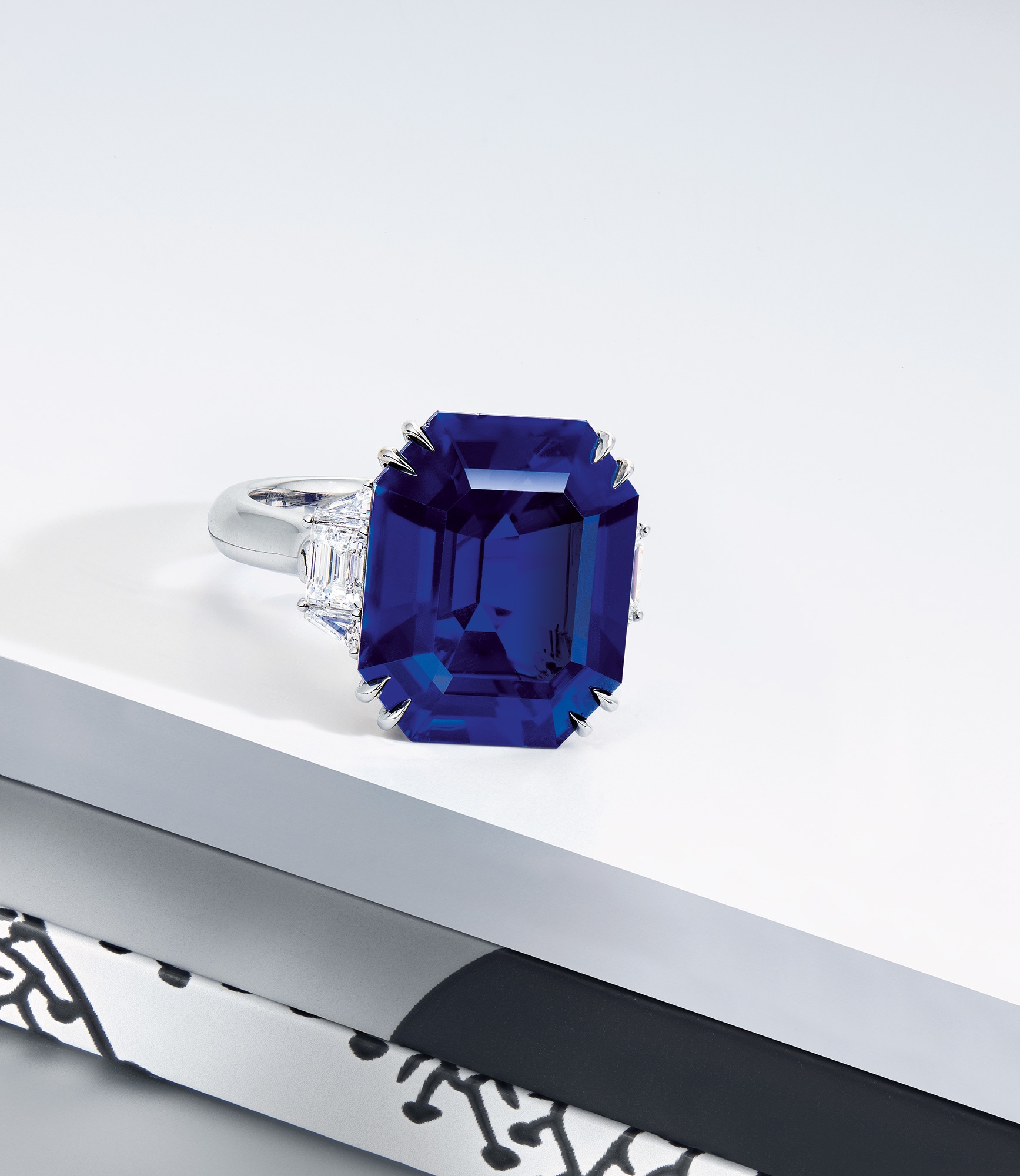 <p>A Very Fine Burmese Royal Blue Sapphire and Diamond Ring</p>