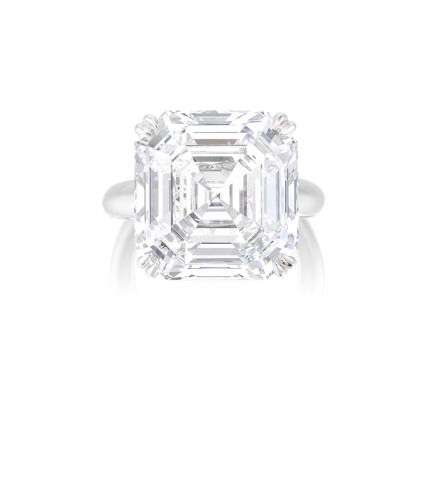 <p>A 20.27 carat D/Flawless (Type IIa) Diamond Ring&nbsp;</p>
