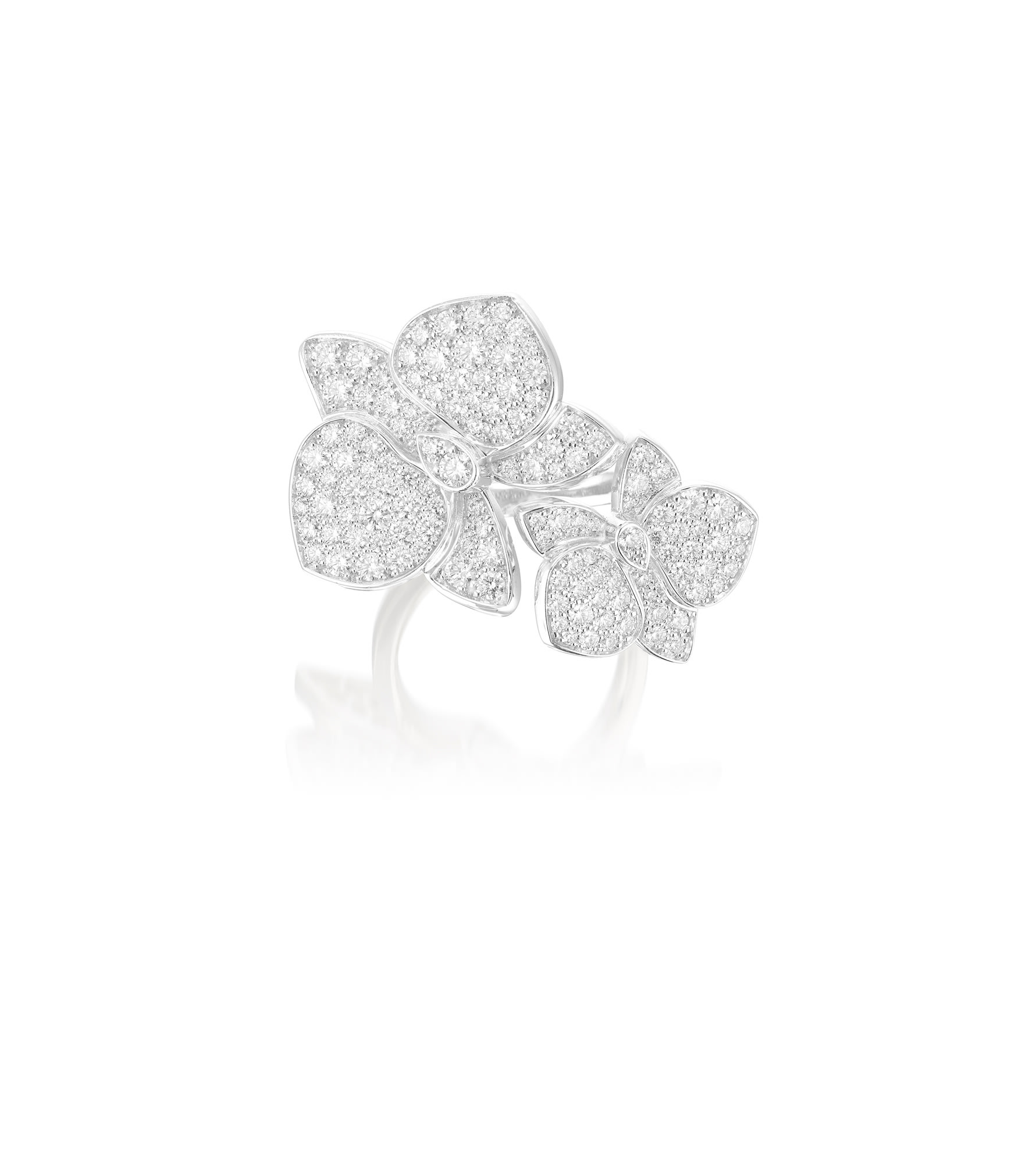 <p><strong>CARTIER</strong>, Diamond Ring, &#39;Caresse D&#39;Orchid&eacute;es&#39;</p>
