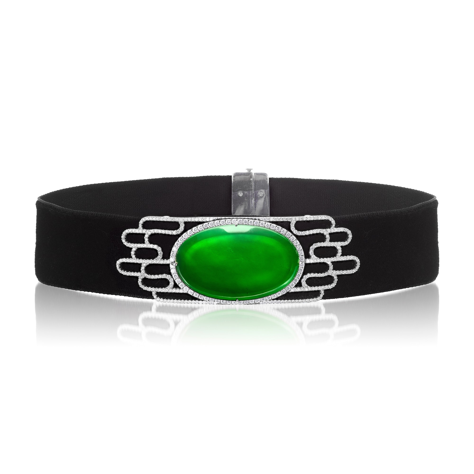 <p><em>Jadeite and Diamond Choker Necklace</em></p>

