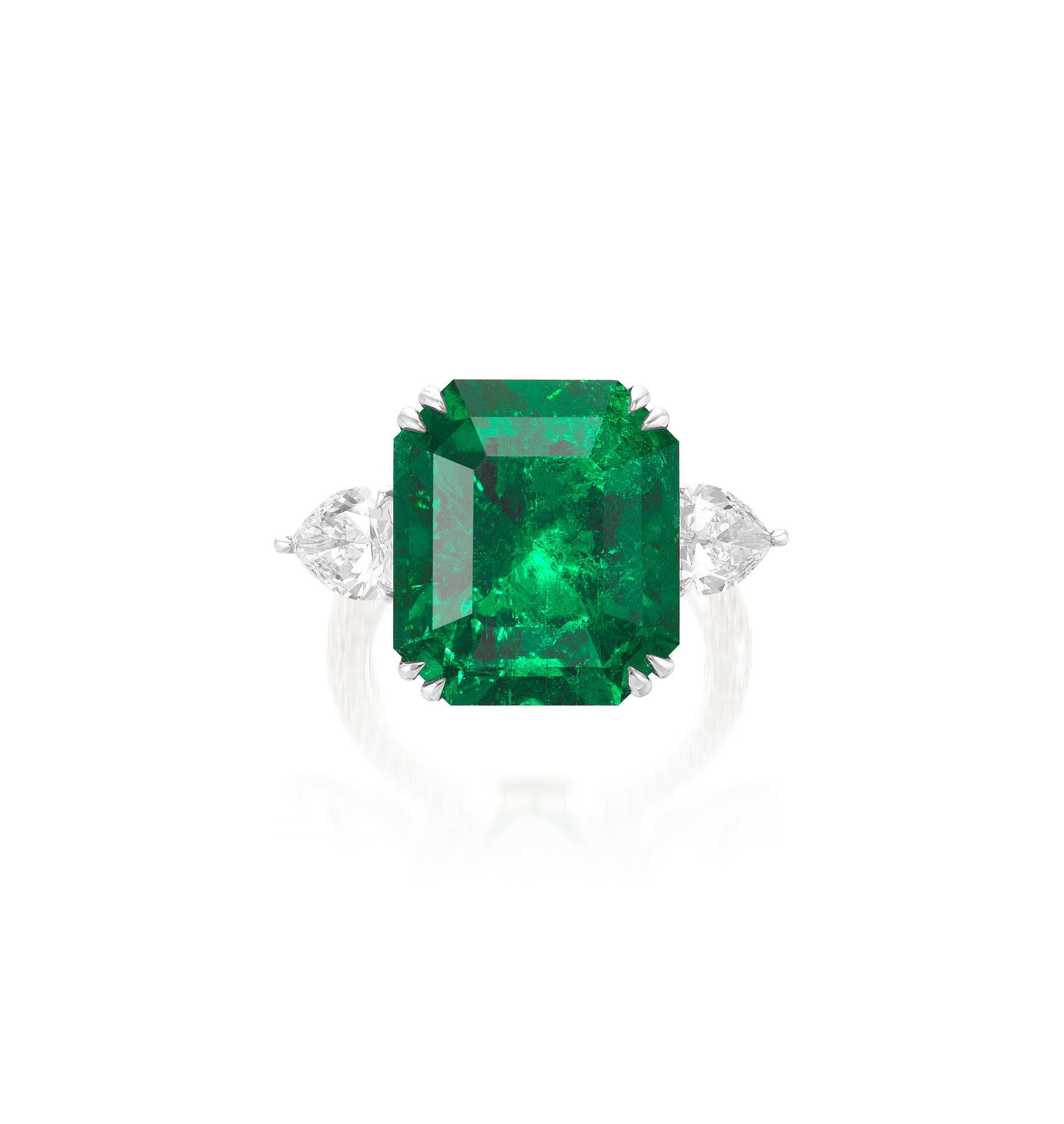 <p><em>Emerald and Diamond Ring</em></p>