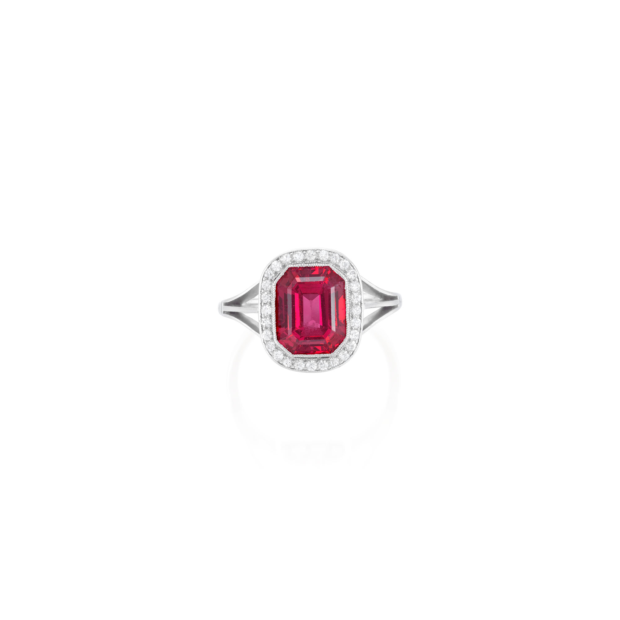 <p><em>Spinel and Diamond Ring</em></p>