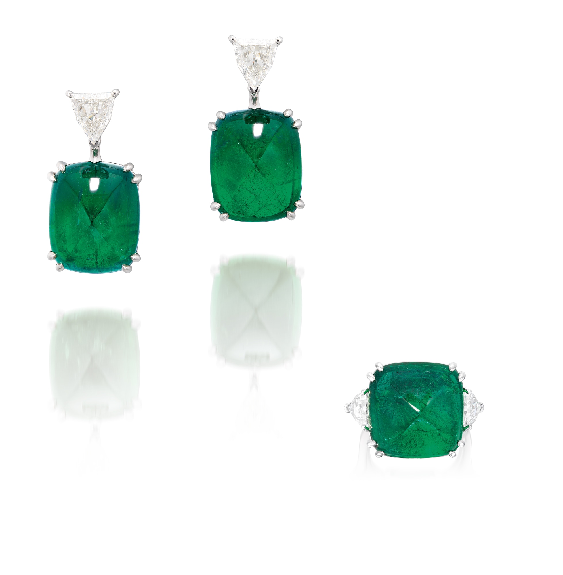 <p>An Emerald and Diamond Necklace, Earrings and Ring Set</p>