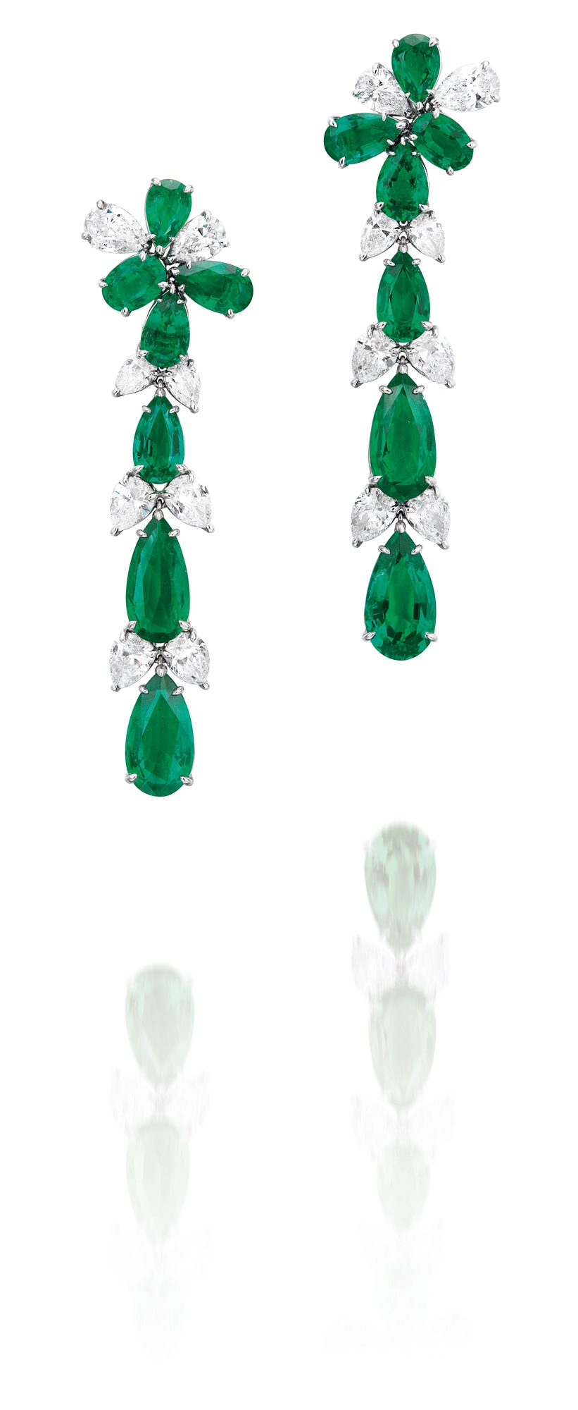 <p>A Pair of Emerald and Diamond Earrings</p>