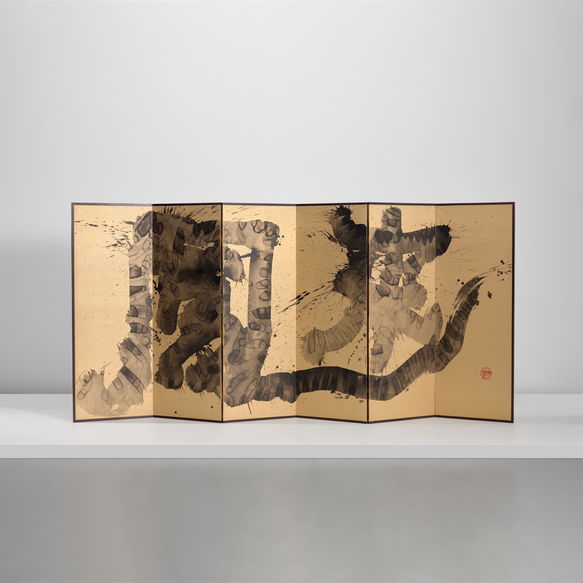 <p><strong>SOFU TESHIGAHARA</strong> <em>Six-panel folding screen,</em> circa 1970</p>
