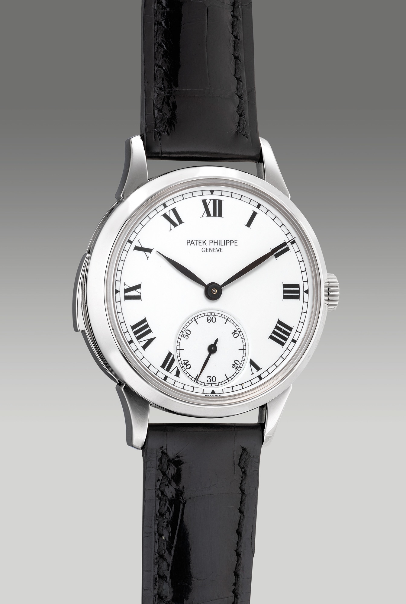 <p><strong>PATEK PHILIPPE&nbsp;</strong>reference 3979P, a very rare and extremely fine platinum minute repeating wristwatch with enamel dial, certificate of origin and additional solid case back, 1996</p>
