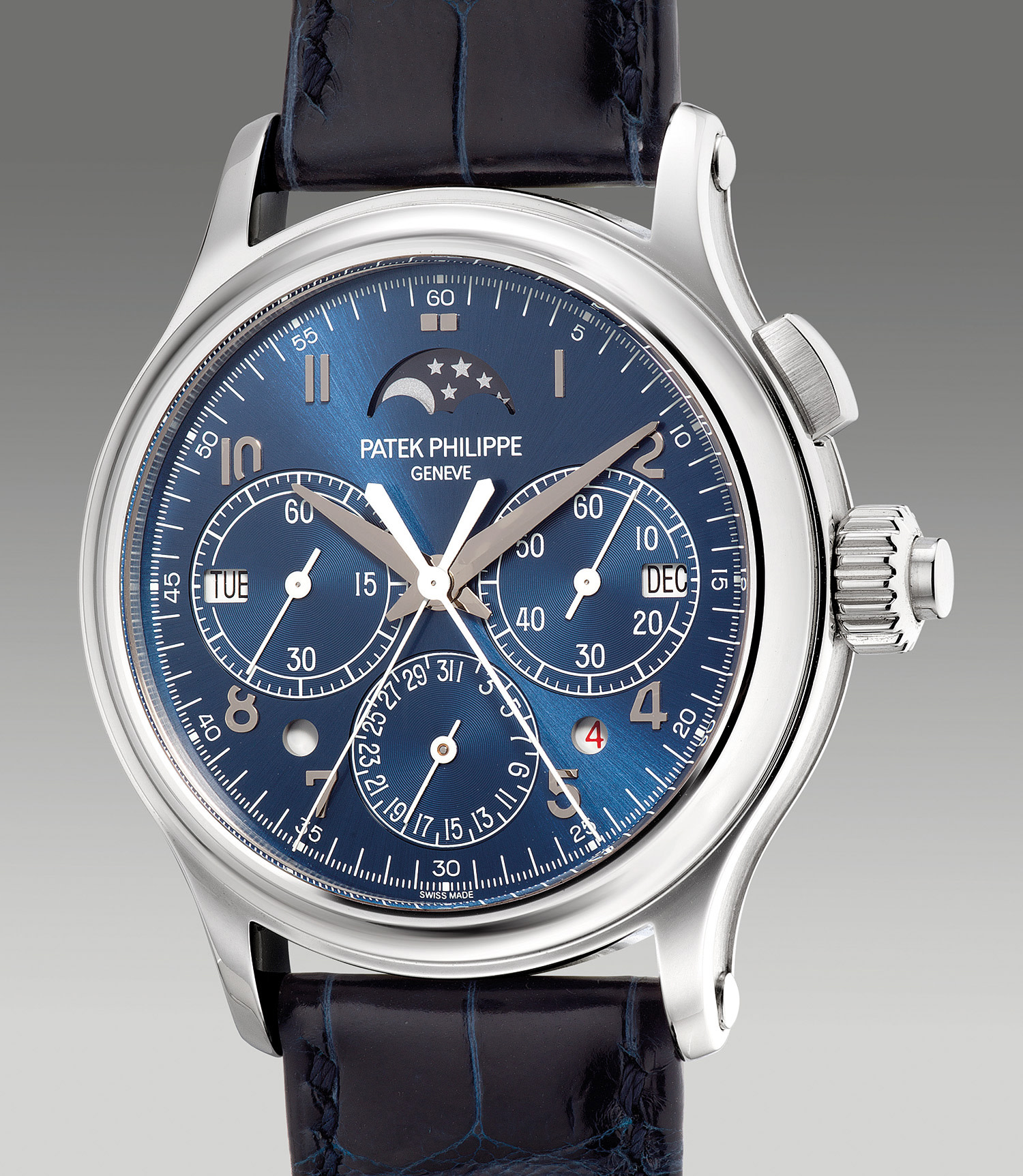 <p><strong>PATEK PHILLIPE</strong> ref.5372P A highly impressive, attractive and rare platinum perpetual calendar single-button split seconds chronograph wristwatch with moon phases, leap year, day and night indication, additional solid caseback, Certifcate of Origin and presentation box, circa 2019</p>
