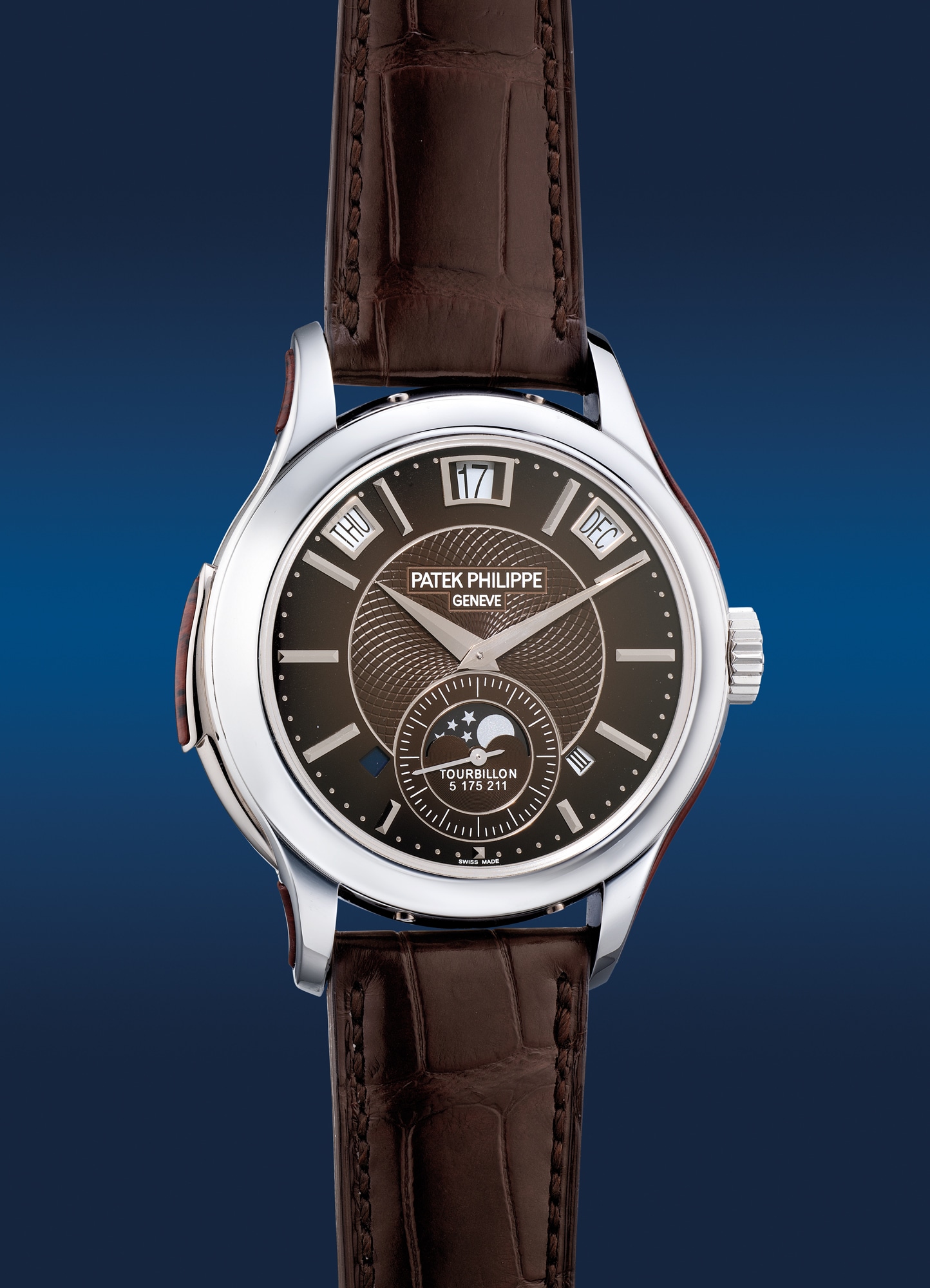<p><strong>PATEK PHILIPPE</strong>, Ref. 5207/700P-001 in platinum, Circa 2016</p>