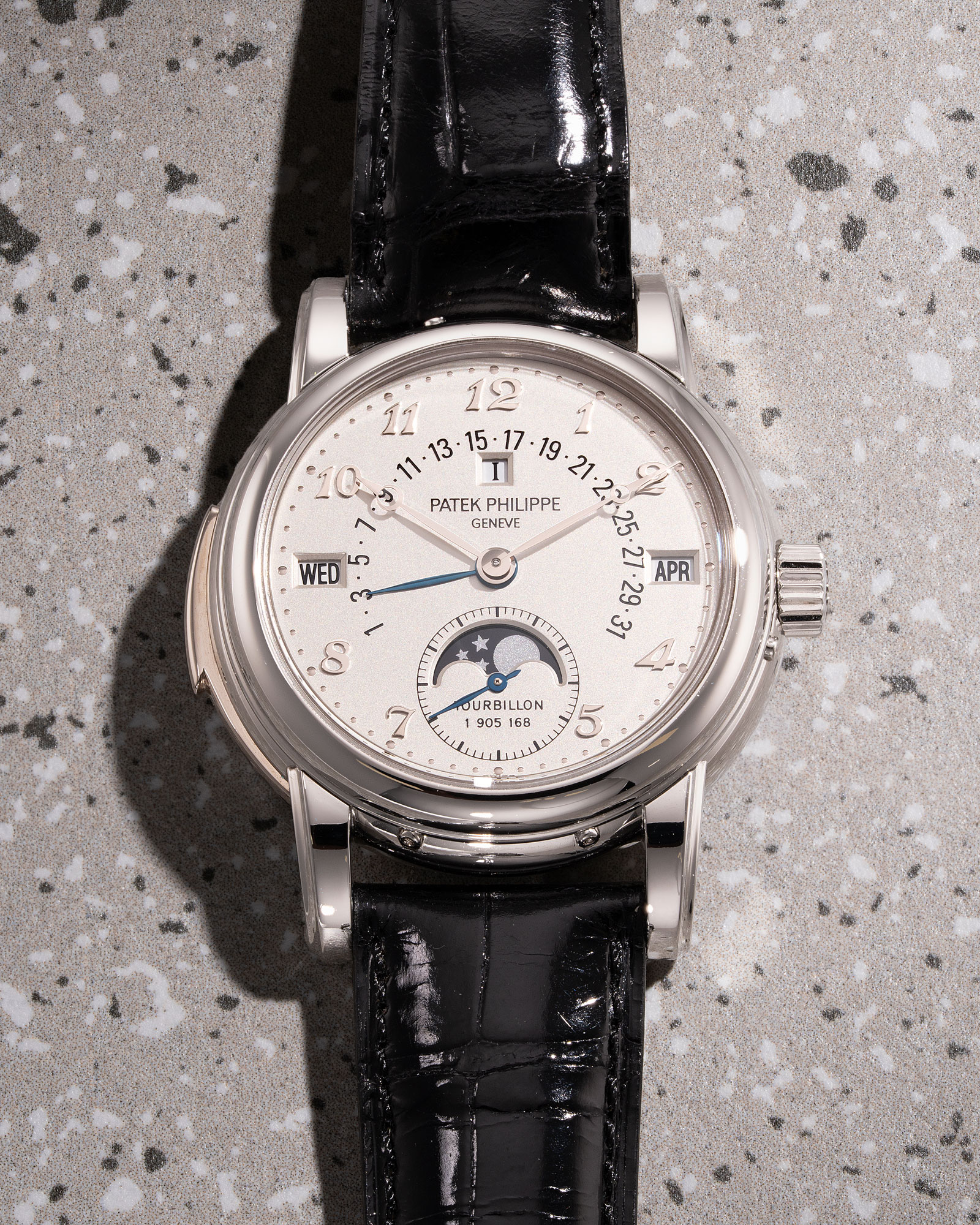 <p><strong>PATEK PHILIPPE</strong>&nbsp;<em>Ref. 5016P-010 in platinum</em>, HK$3,500,000-6,500,000</p>
