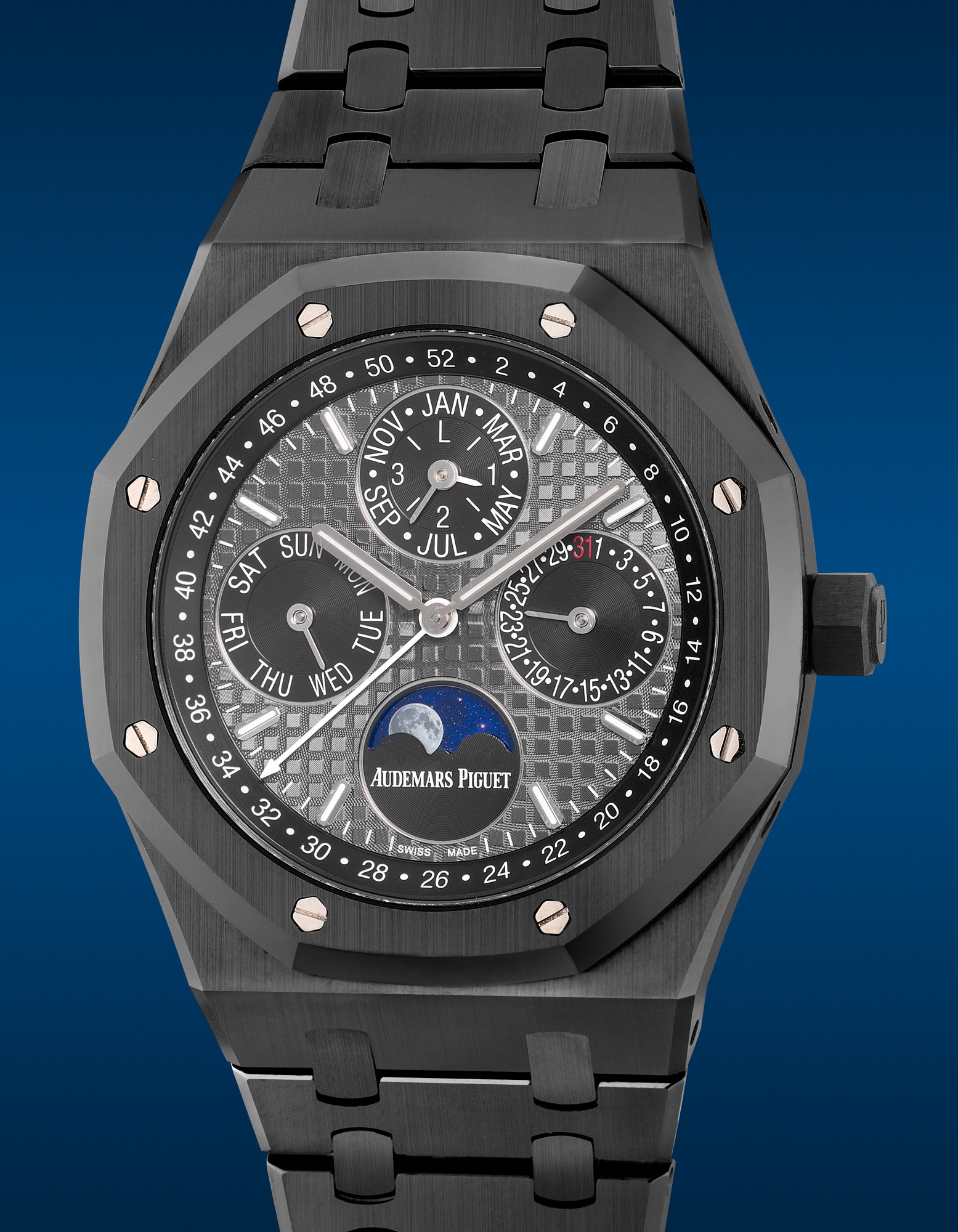 <p><strong>AUDEMARS PIGUET</strong>, Royal Oak Perpetual Calendar ref. 26579CE.OO.1225CE.01 with warranty and presentation box, circa 2017</p>