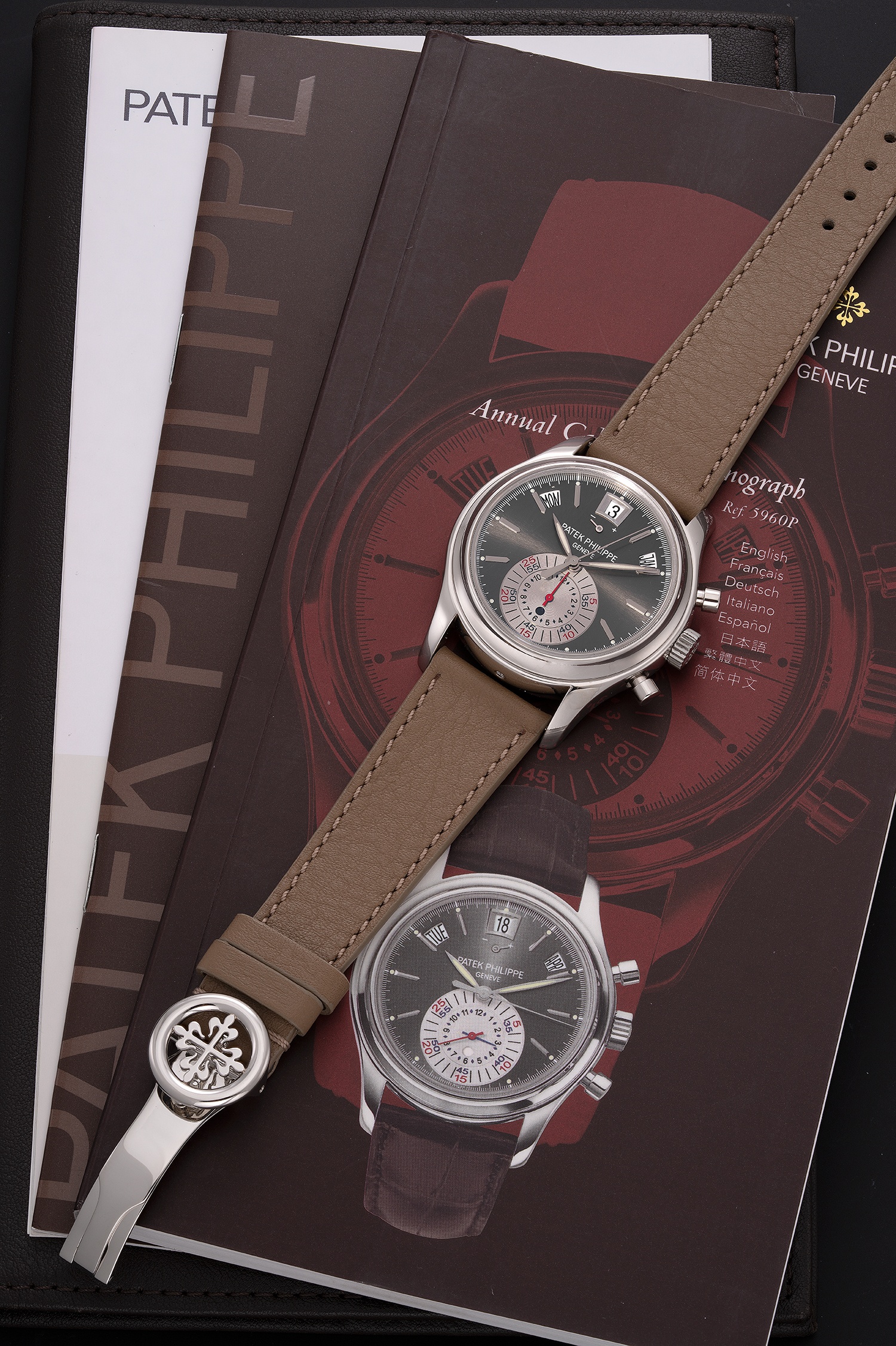 Patek Philippe - Phillips Watches Online Auction: The Hong