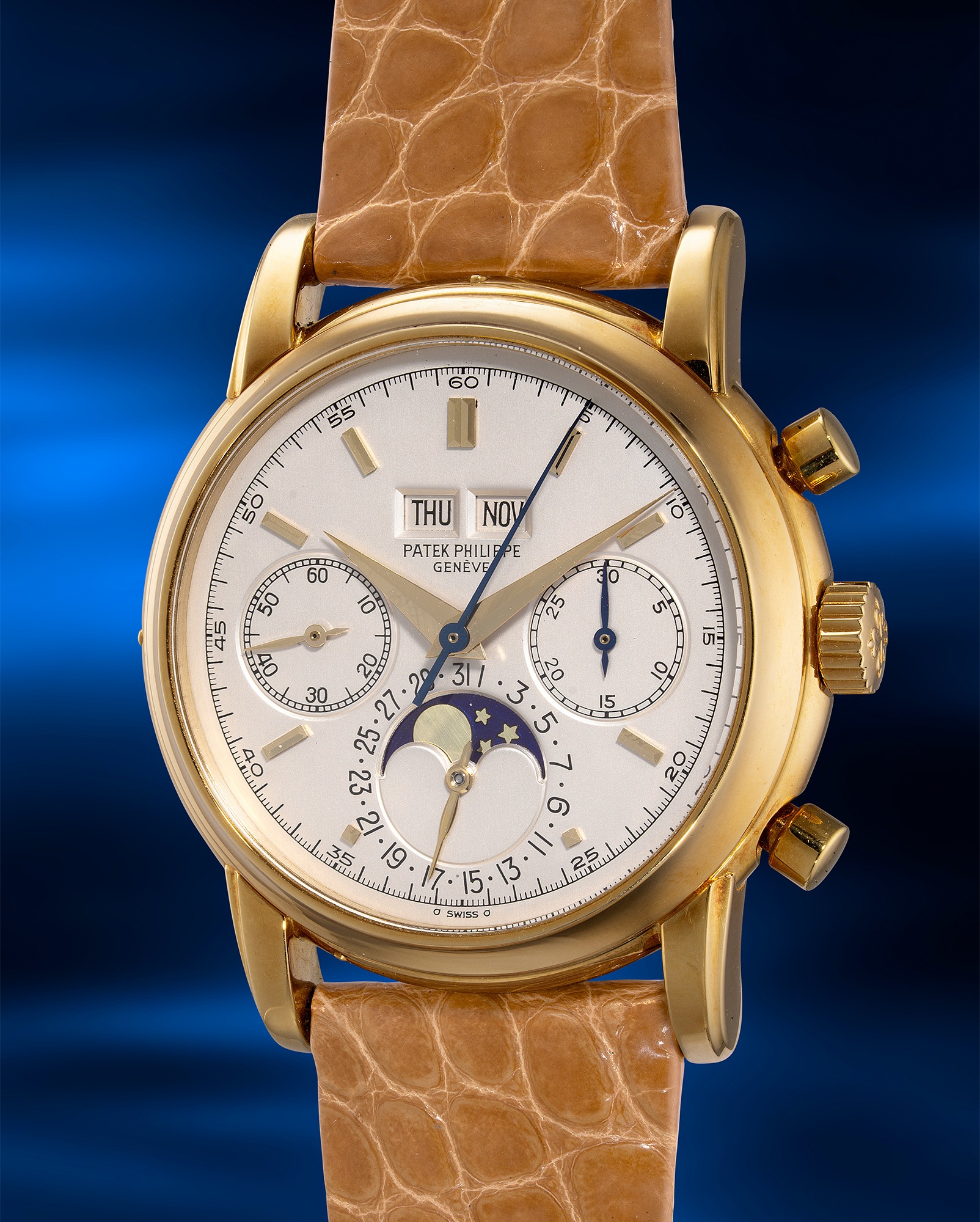<p><strong>PATEK PHILIPPE</strong>&nbsp;<em>Ref. 2499/100 MK I in yellow gold</em></p>
