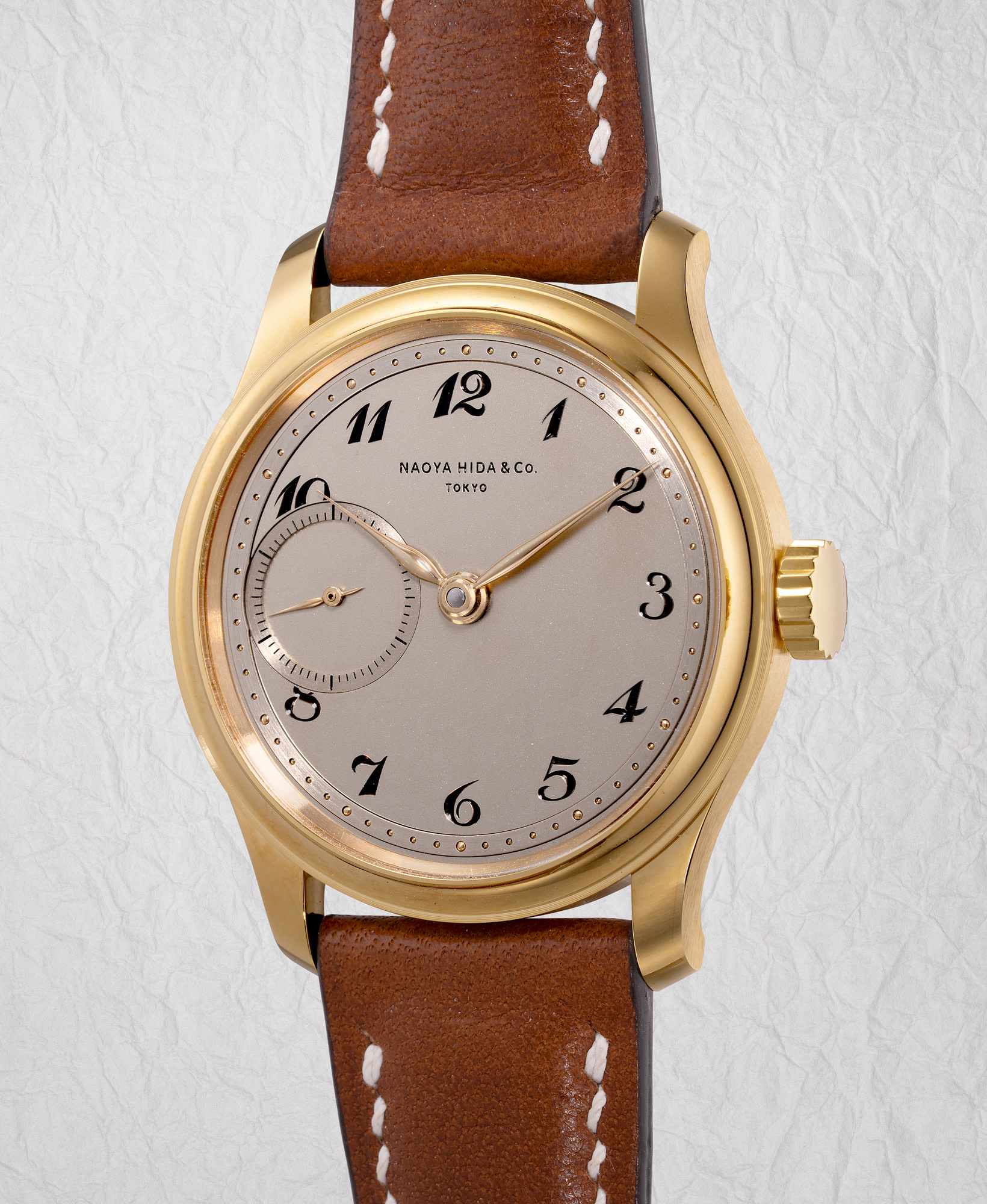 <p><strong>NAOYA HIDA<em> </em></strong><em>Type 1D-2, unique piece in yellow gold</em></p>