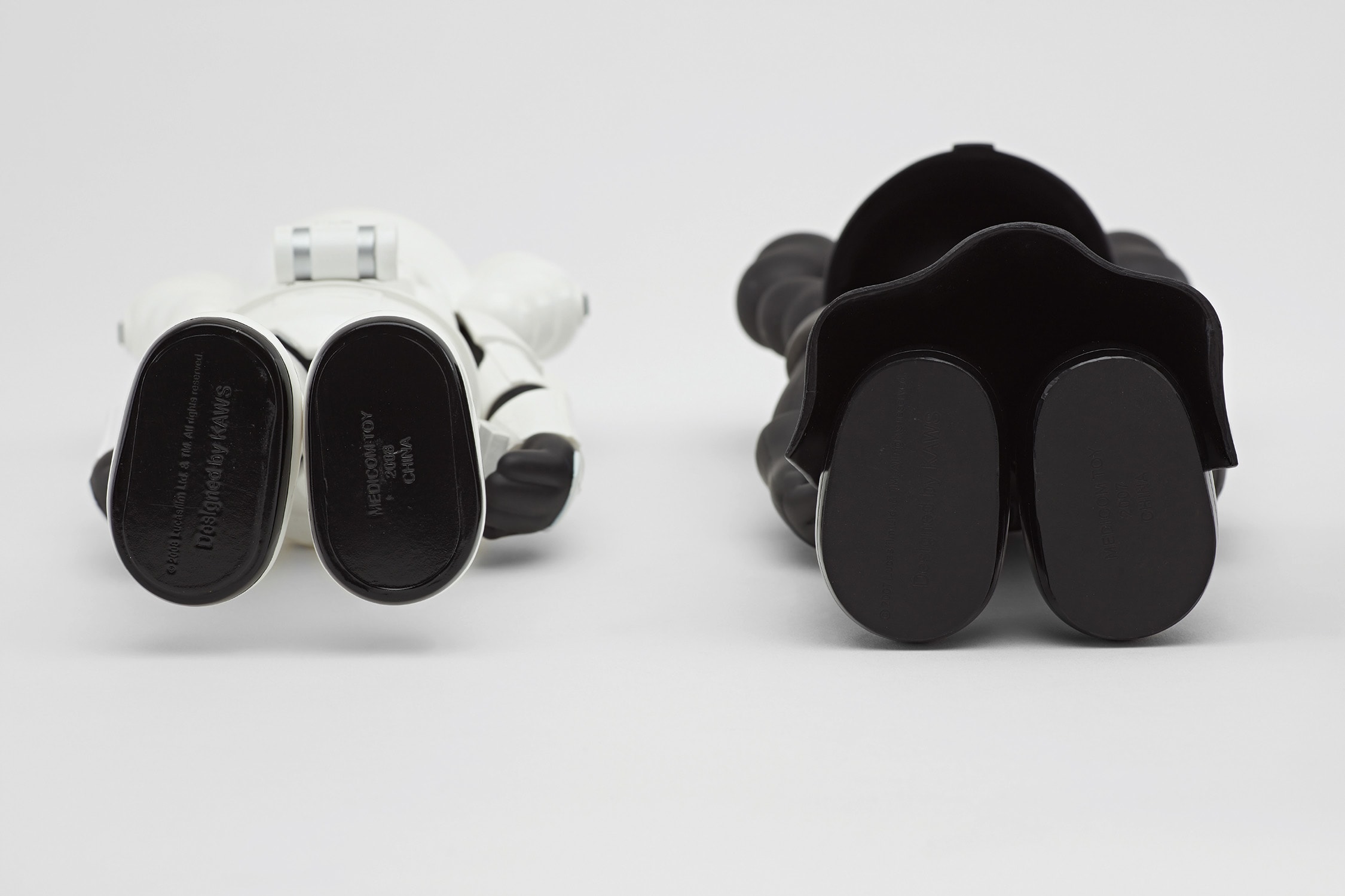 KAWS 24/7