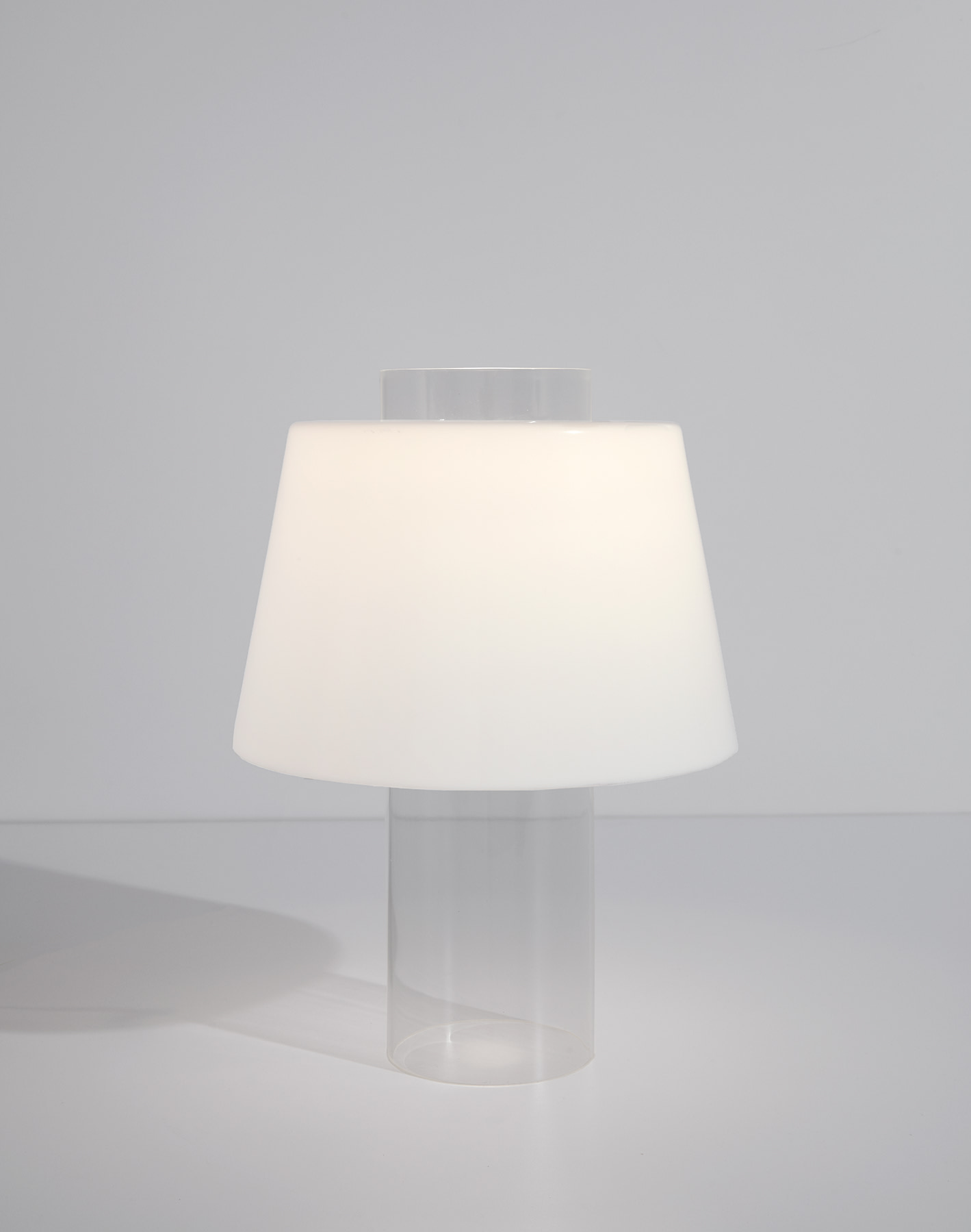 <p><strong>YKI NUMMI</strong> <em>"Modern art" table lamp</em>, designed 1955</p>