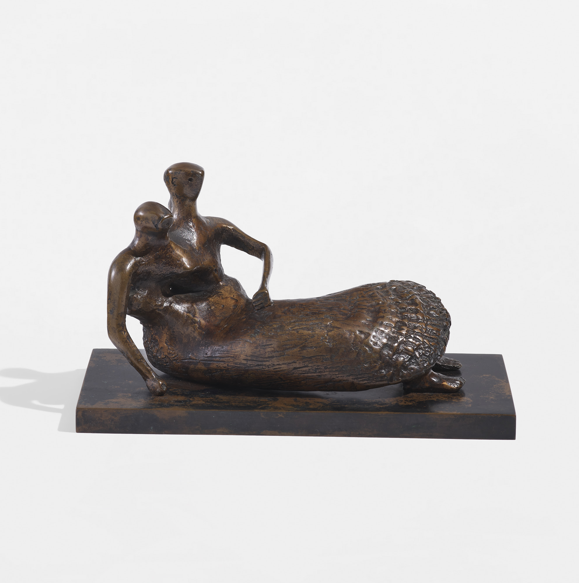 <p><strong>HENRY MOORE</strong> <em>Reclining Mother and Child: Shell Skirt, </em>1975</p>

