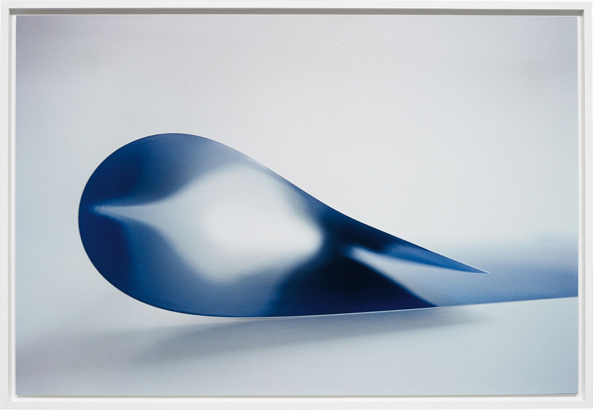 <b>WOLFGANG TILLMANS</b> <i>paper drop (blue),</i> 2007