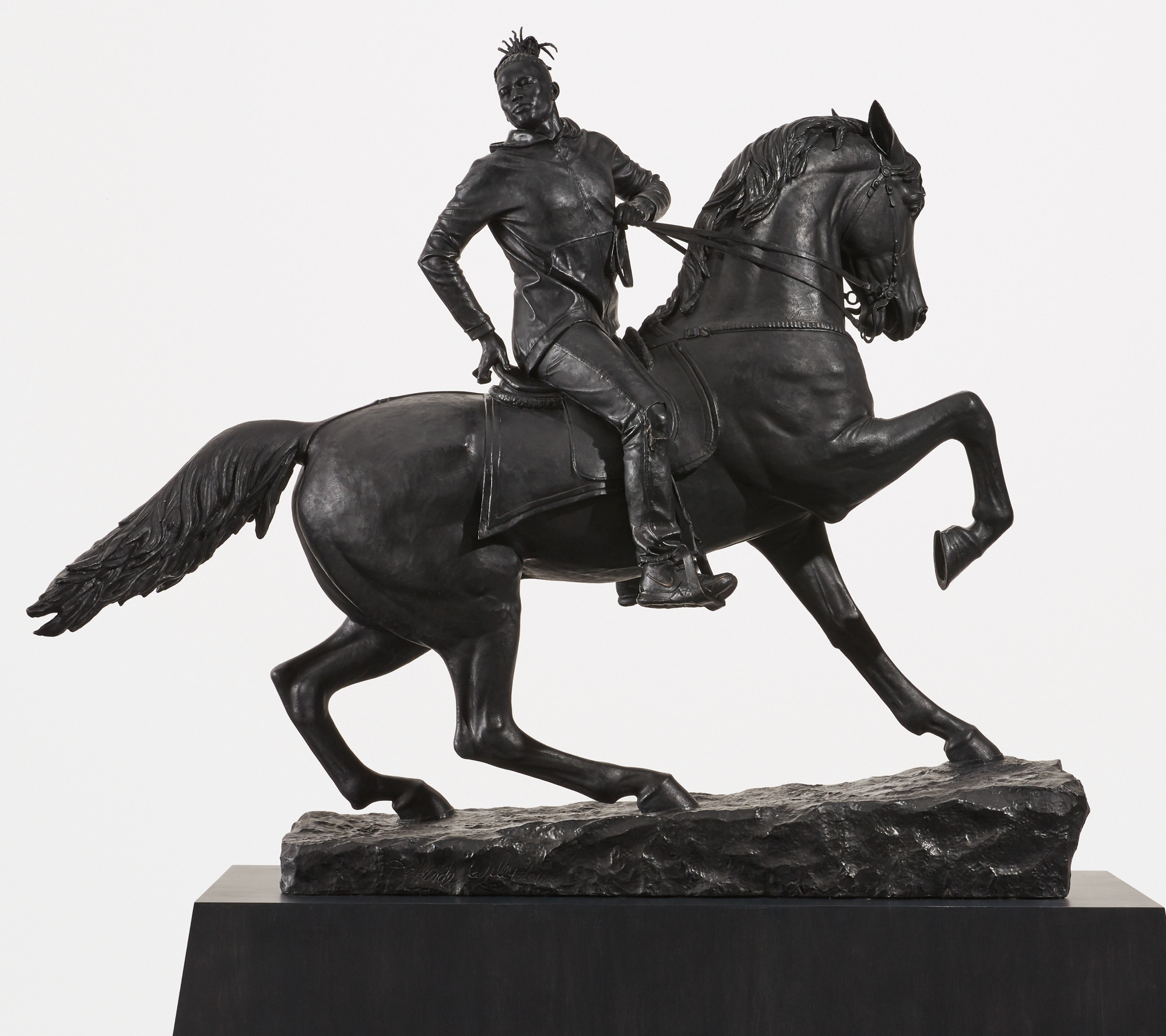 <p><strong>KEHINDE WILEY</strong> <em>Rumors of War</em>, 2019</p>