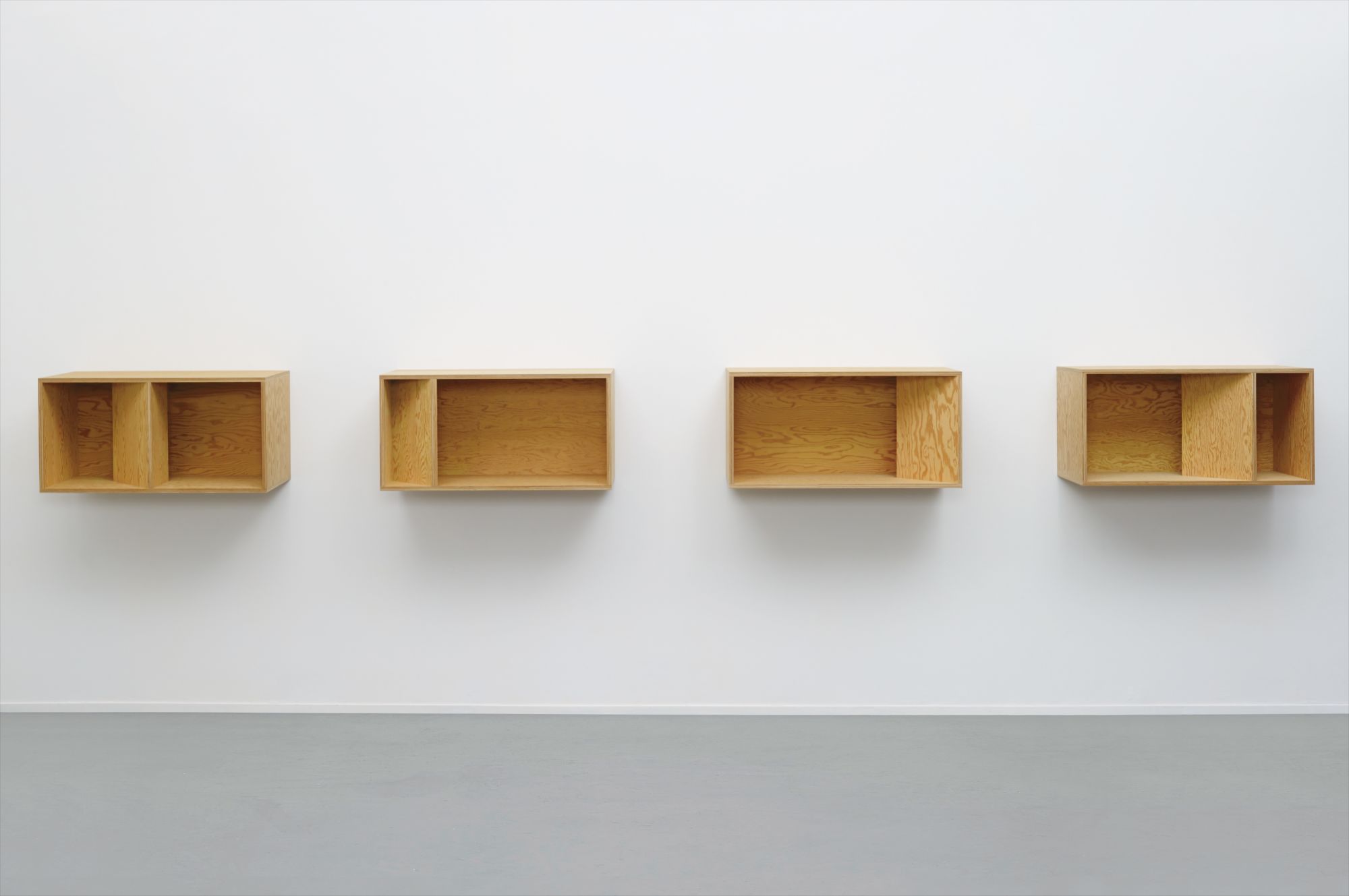 Donald Judd「Colorist 」 Donald Judd - Colorist - Hatje Cantz 1999 - Saint-Martin