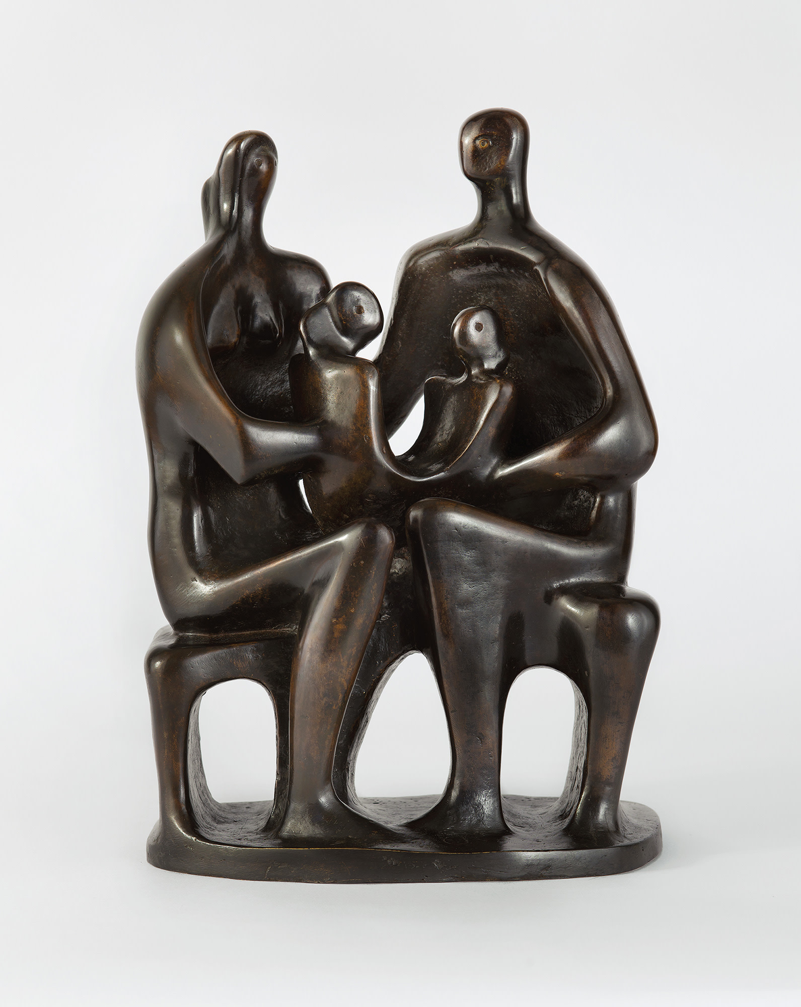 アート・デザイン・音楽 Henry Moore: A Monumental Vision Amazon.com: A Monumental Vision: The Sculpture of Henry