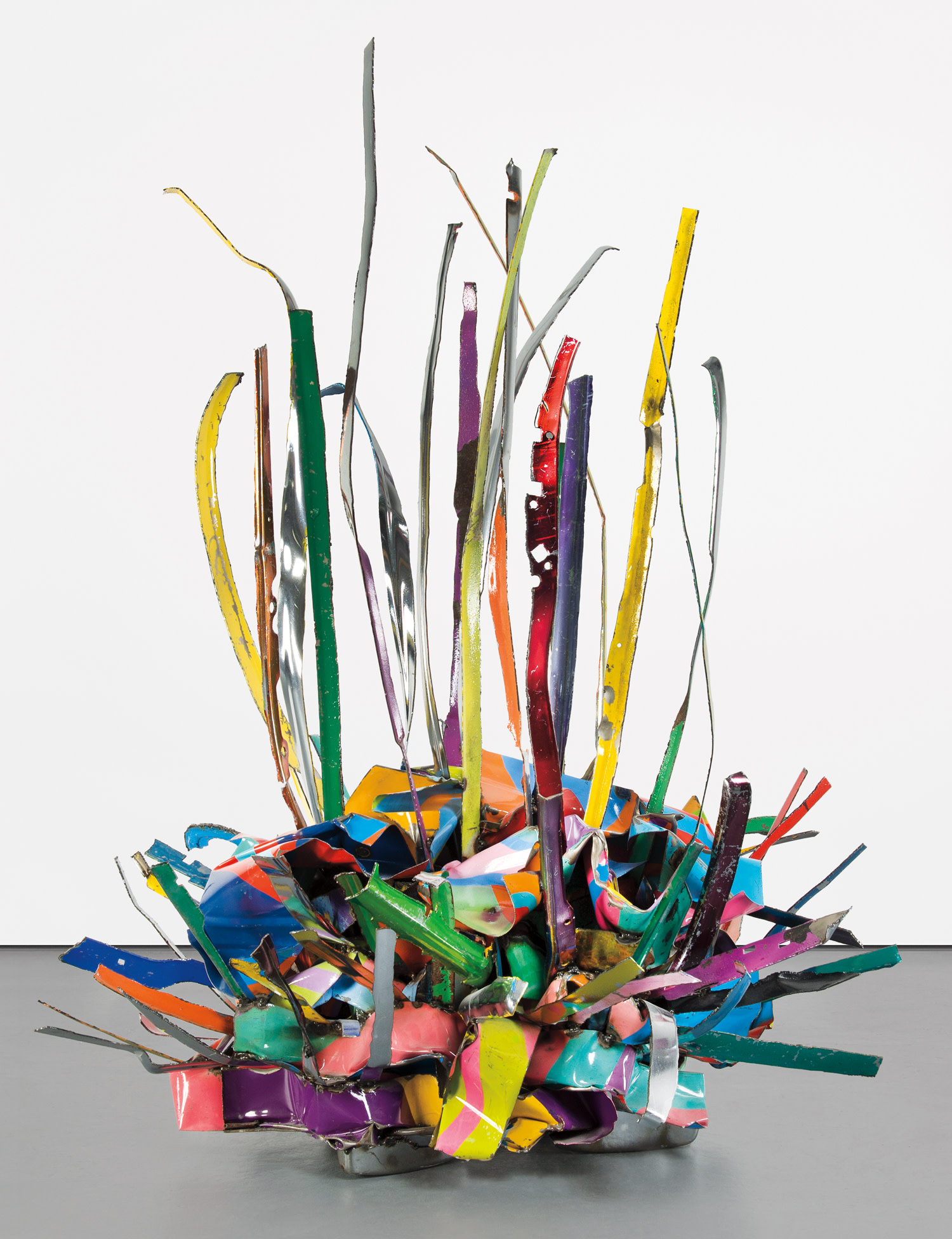<p><strong>JOHN CHAMBERLAIN </strong><em>Sparkplugstaccato</em>, 2007</p>
