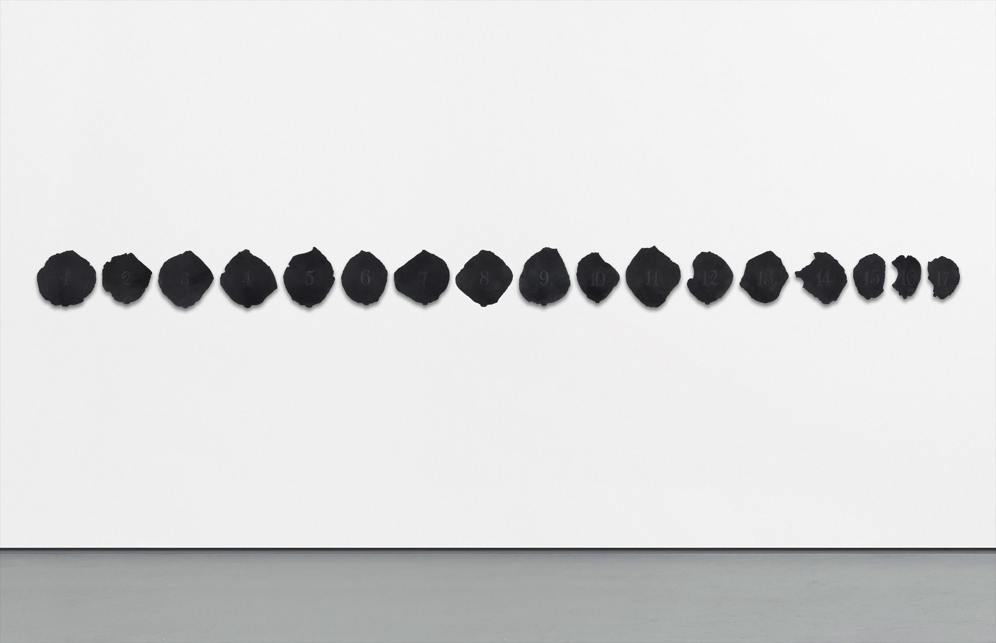 <b>ROBERTO OBREGÓN</b> <i>Pétalos,</i> 1993