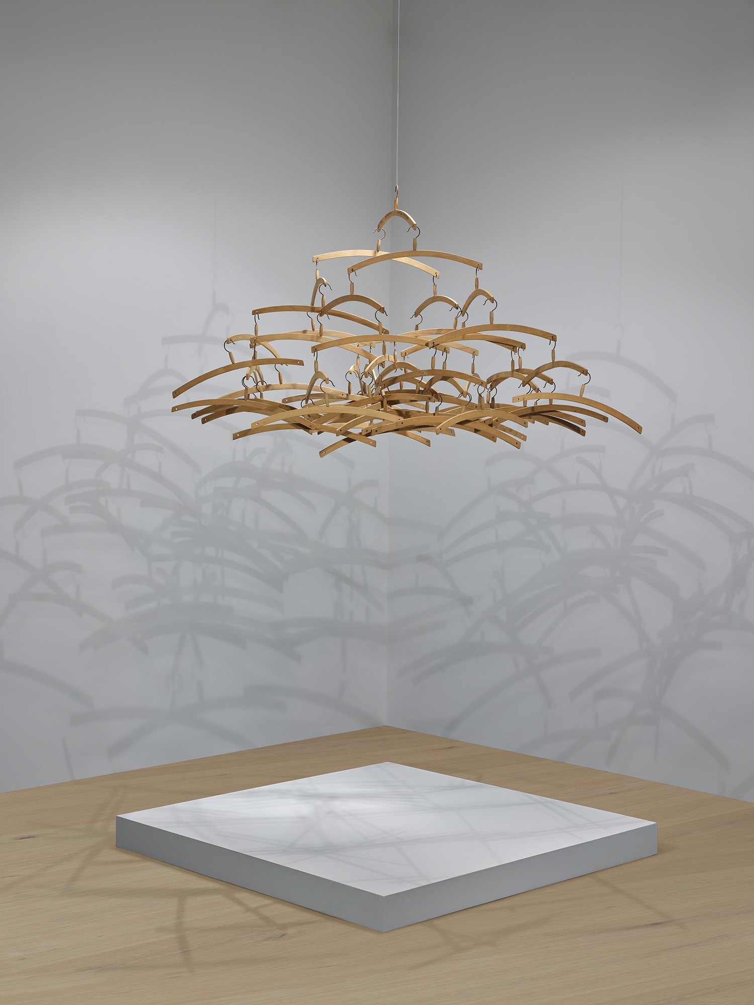 <p><strong>MAN RAY</strong> <em>Obstruction,</em> 1920/1961-64</p>