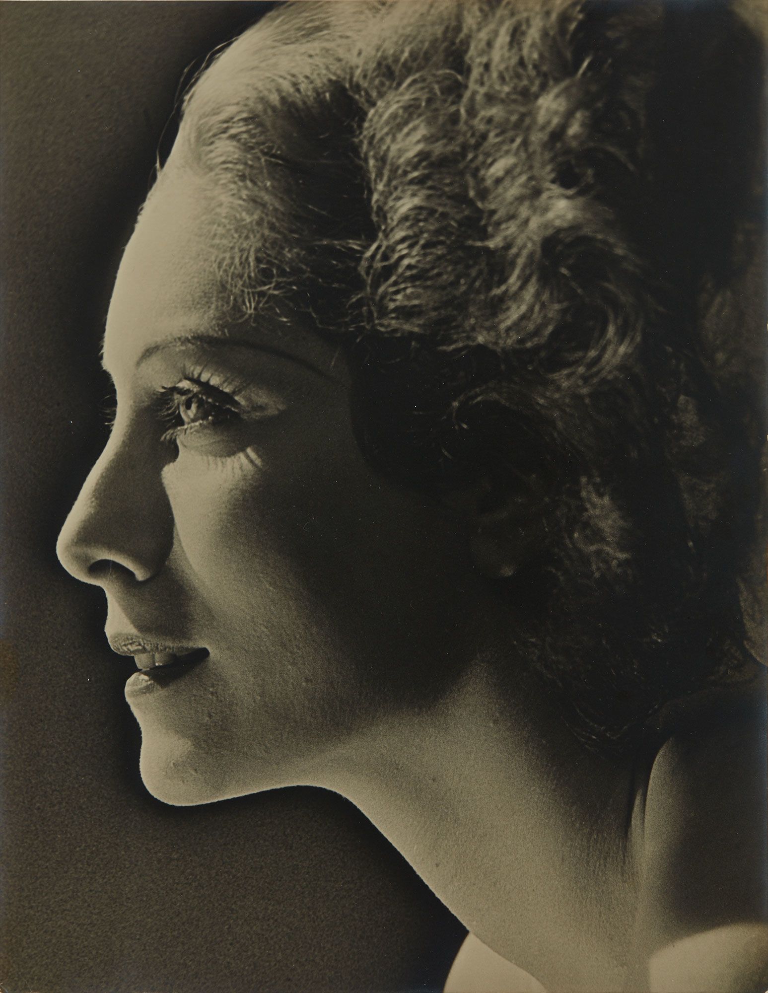 <b>MAN RAY</b> <i>Profile Study of a Woman,</i> 1928