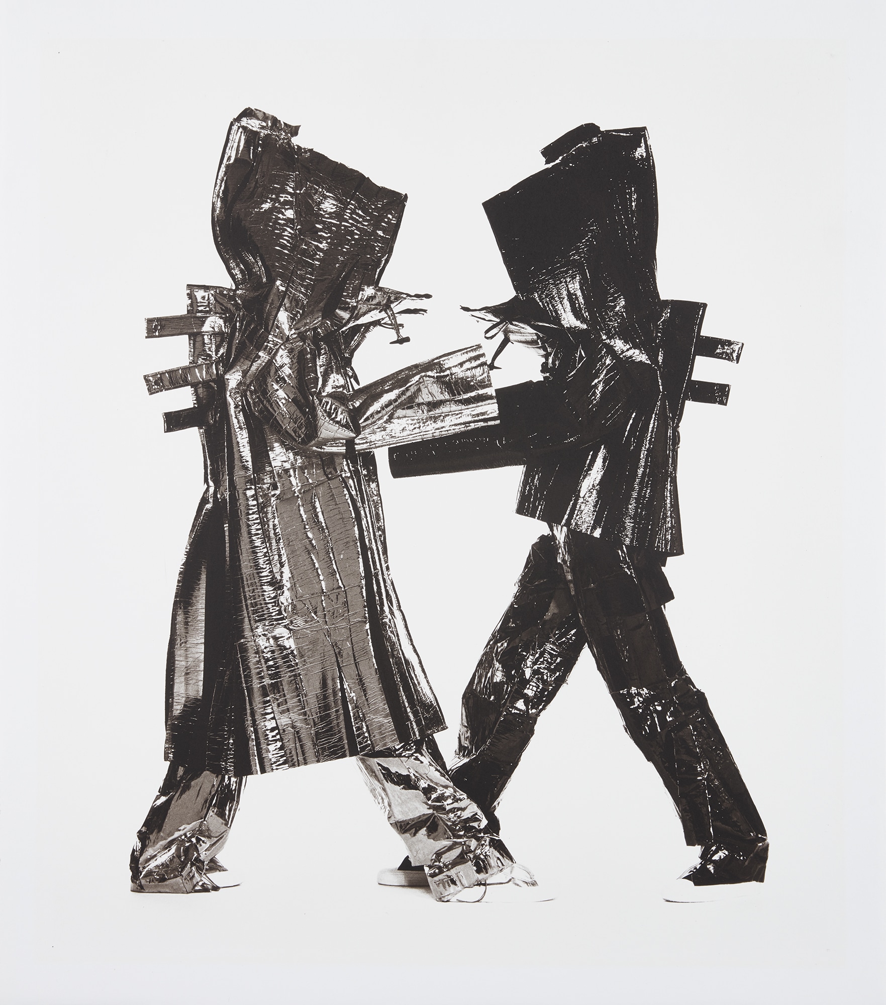 <p><strong>IRVING PENN</strong> <em>Two Miyake Warriors (B), New York, June 3</em>, 1998</p>
