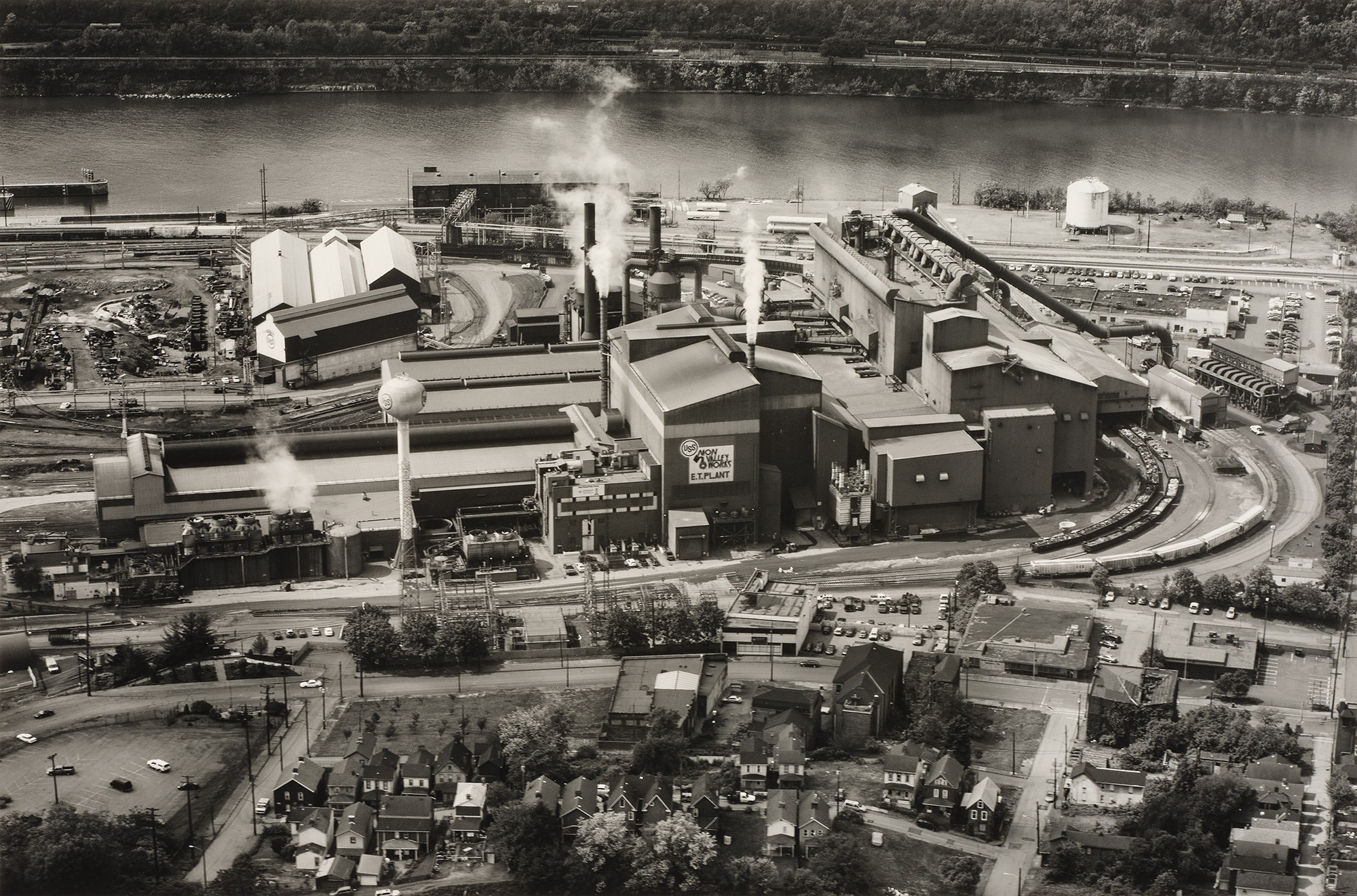 <p><strong>LATOYA RUBY FRAZIER</strong> <em>United States Steel Mon Valley Works E.T. Plant</em>, 2013</p>
