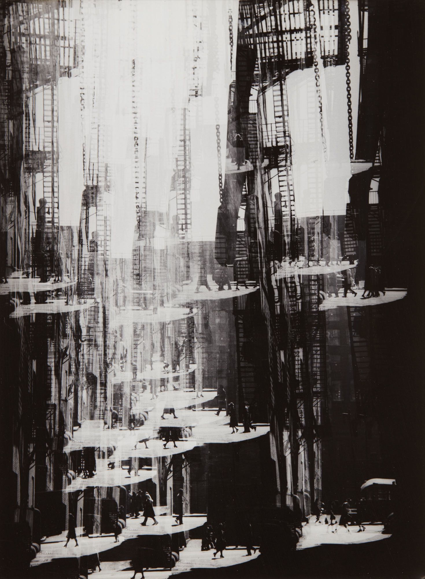 <b>HARRY CALLAHAN </b><i>Alley, Chicago</i>, 1948