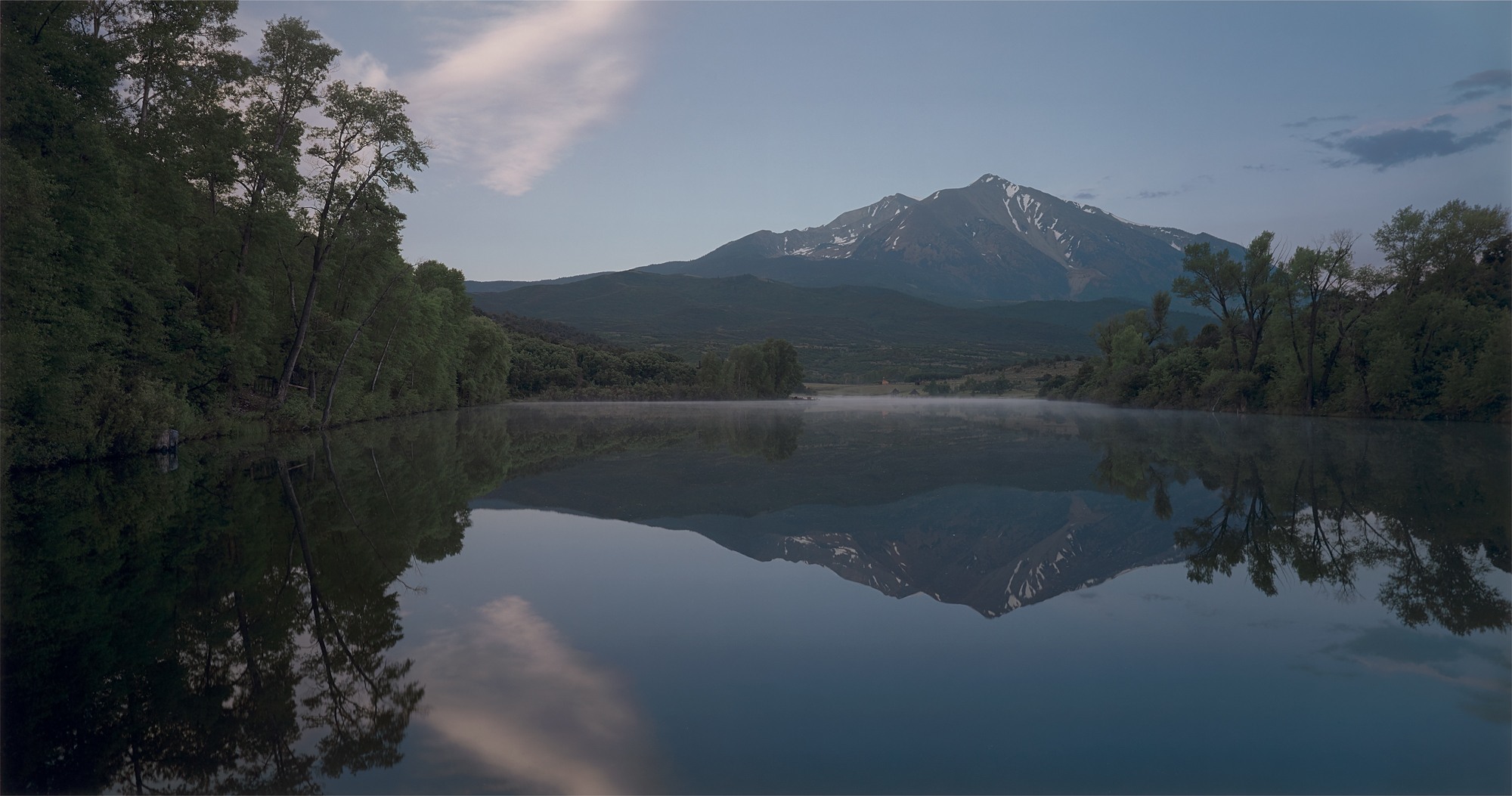 <p><strong>CLIFFORD ROSS</strong> <em>Mountain XII</em>, 2005</p>