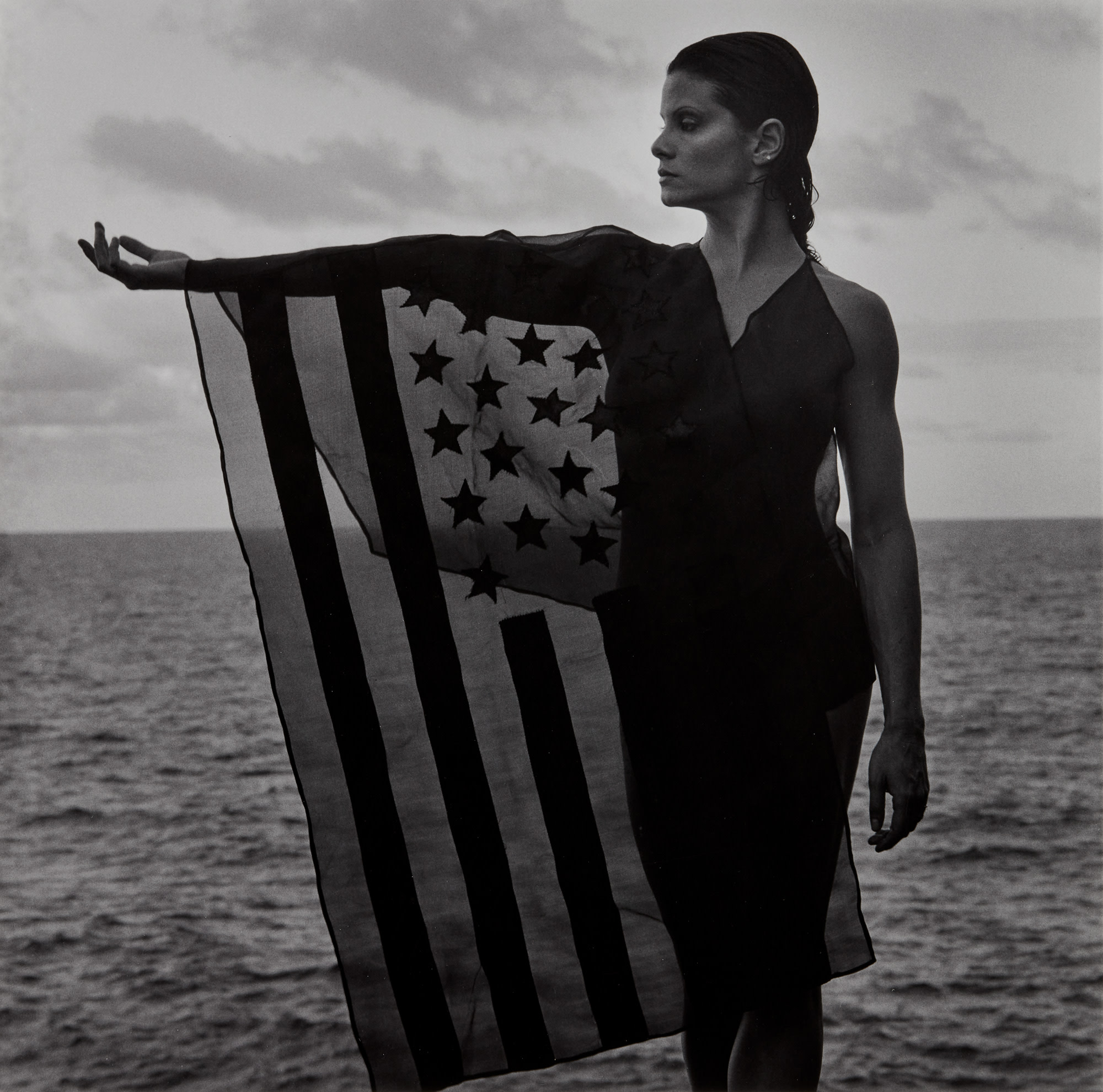 <p><strong>ROBERT MAPPLETHORPE</strong> <em>Lisa Lyon</em>, 1982</p>