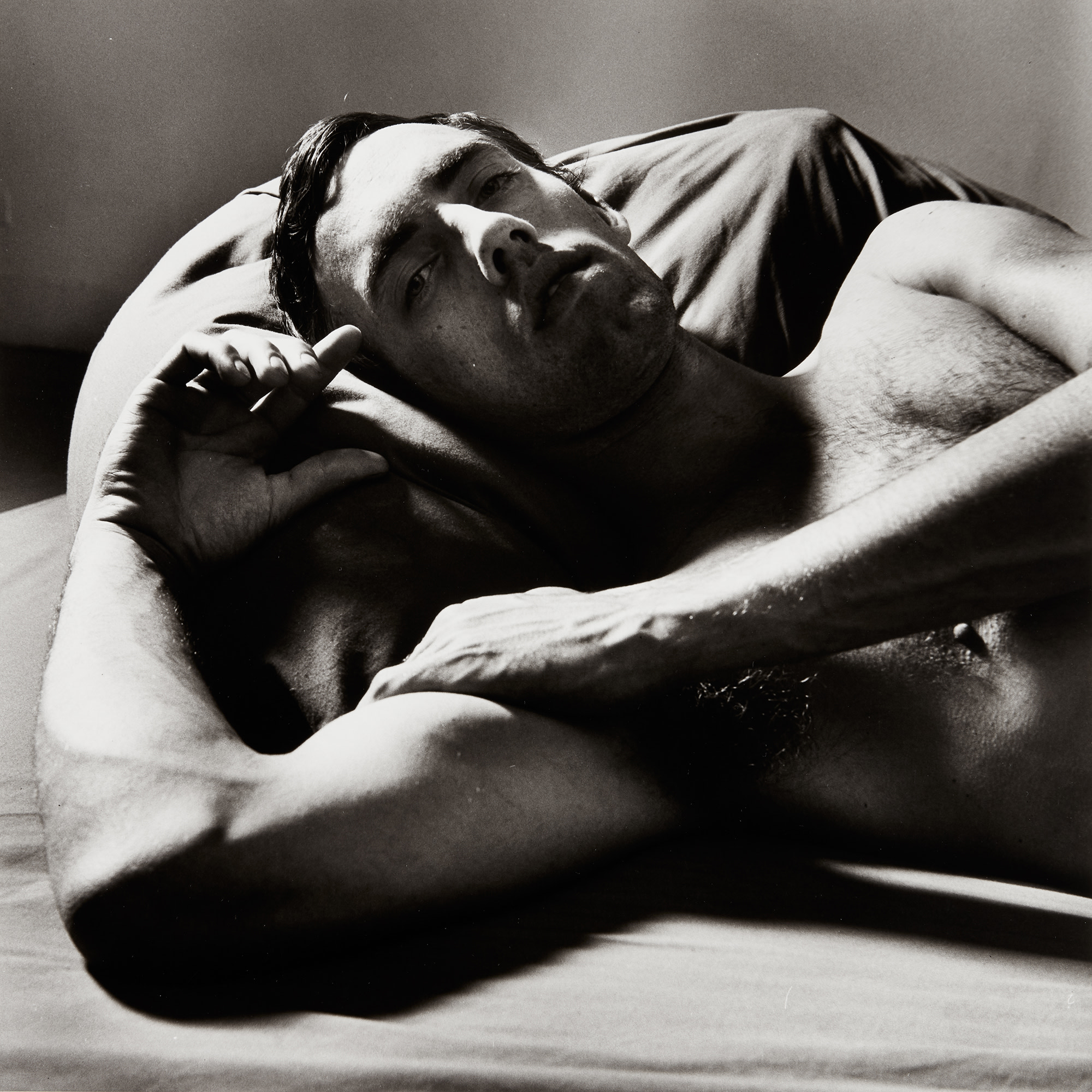 <p><strong>PETER HUJAR</strong> <em>David Wojnarowicz Reclining (II)</em>, 1981</p>