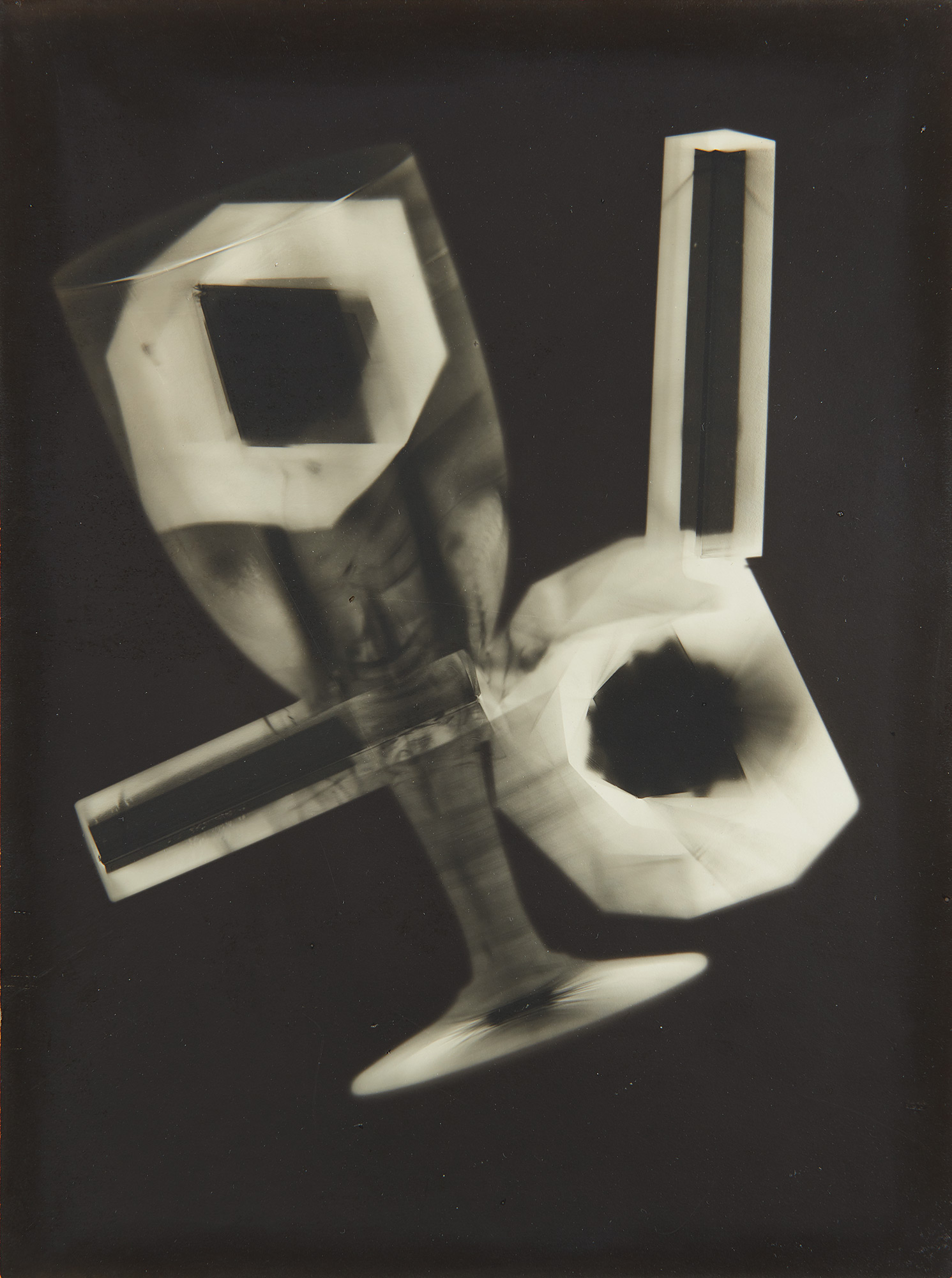 <b>MAN RAY</b><i> Rayograph</i>, 1922