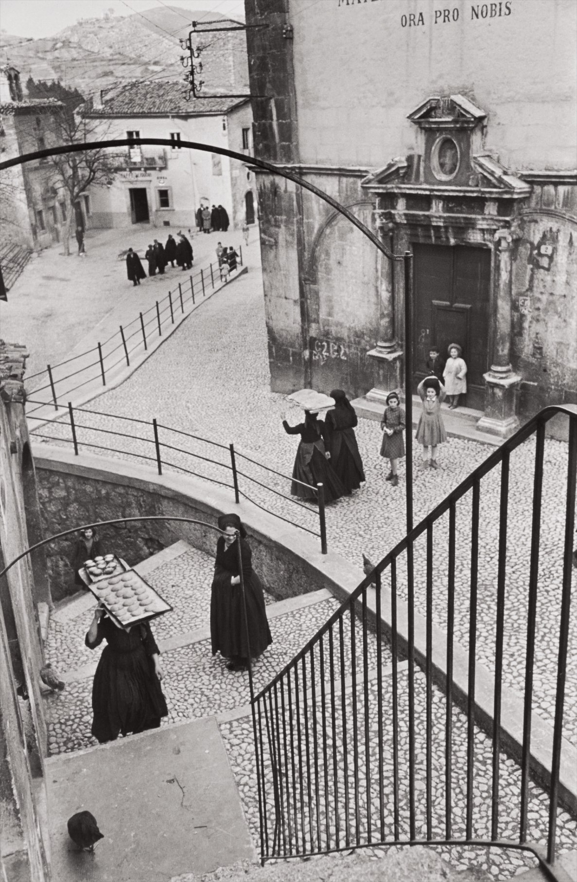 Henri Cartier-Bresson Henri Cartier-Bresson: The Eye of the